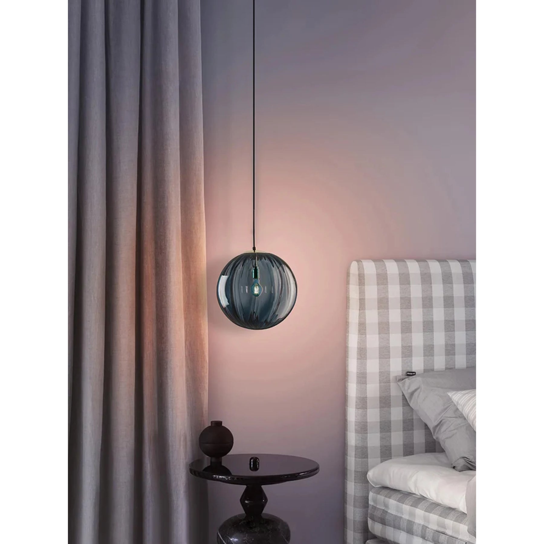 Poala Pendant Light
