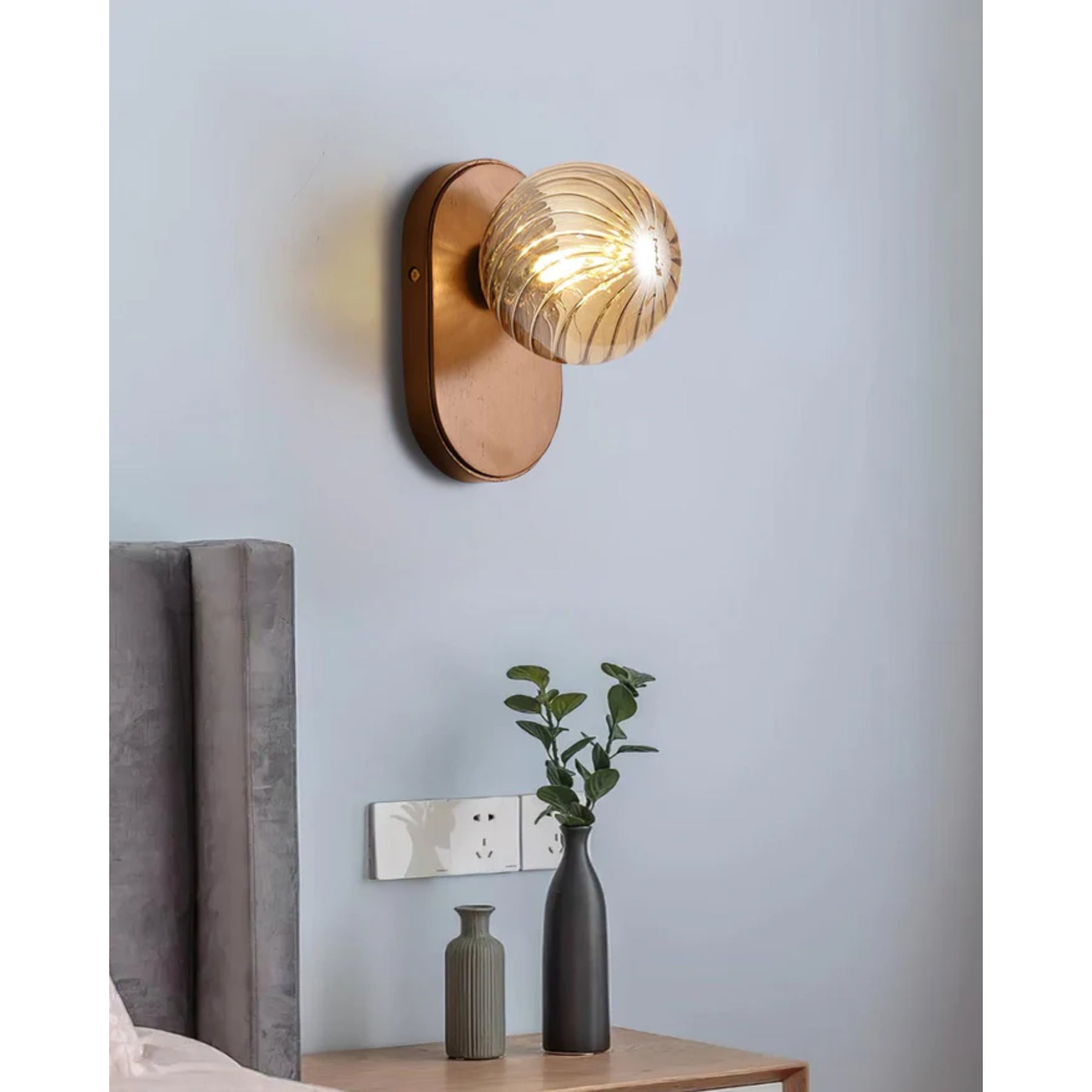 Korrath Wall Light