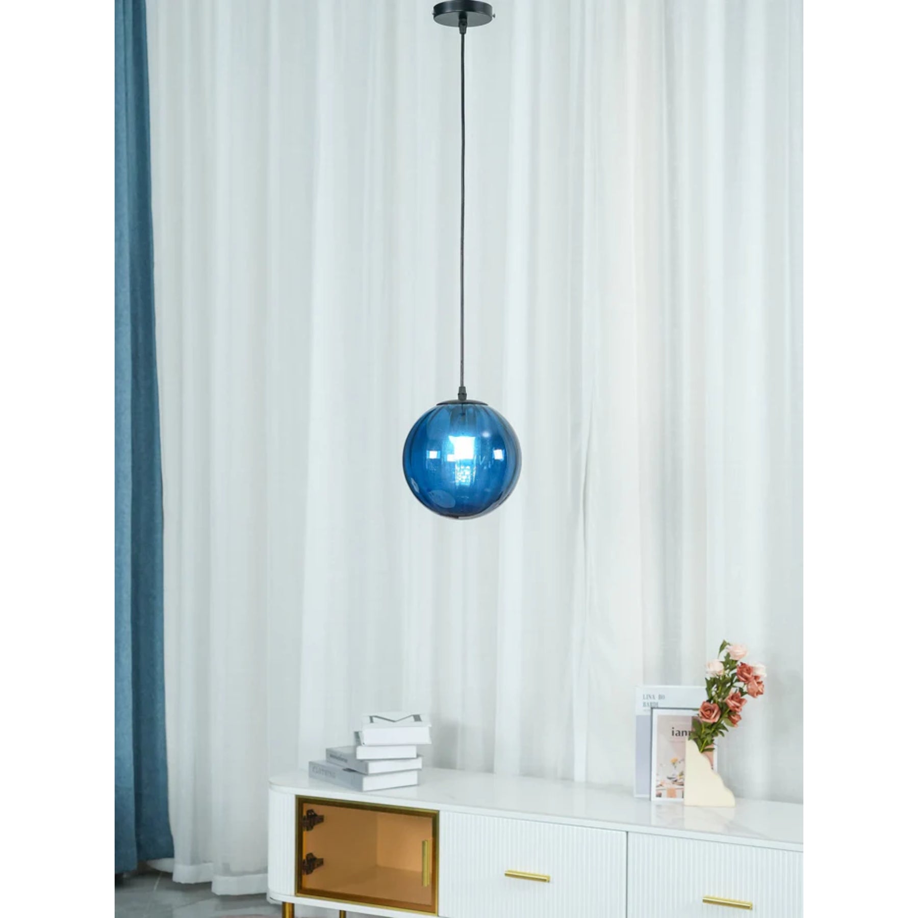 Poala Pendant Light