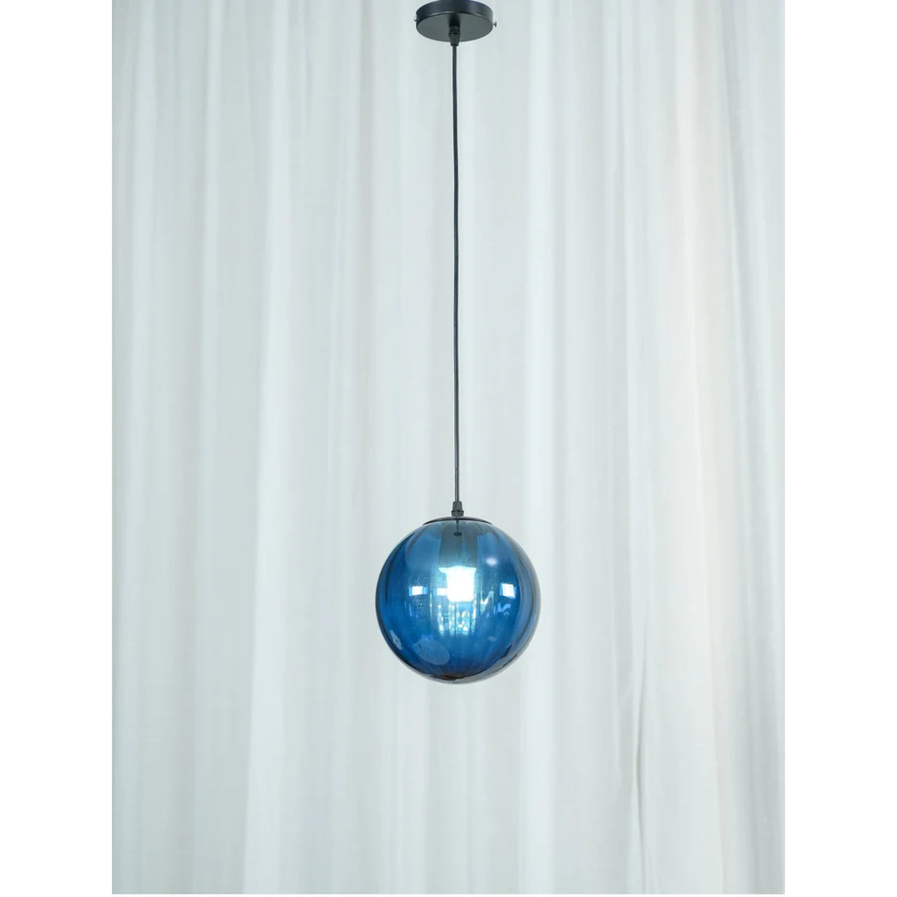 Poala Pendant Light