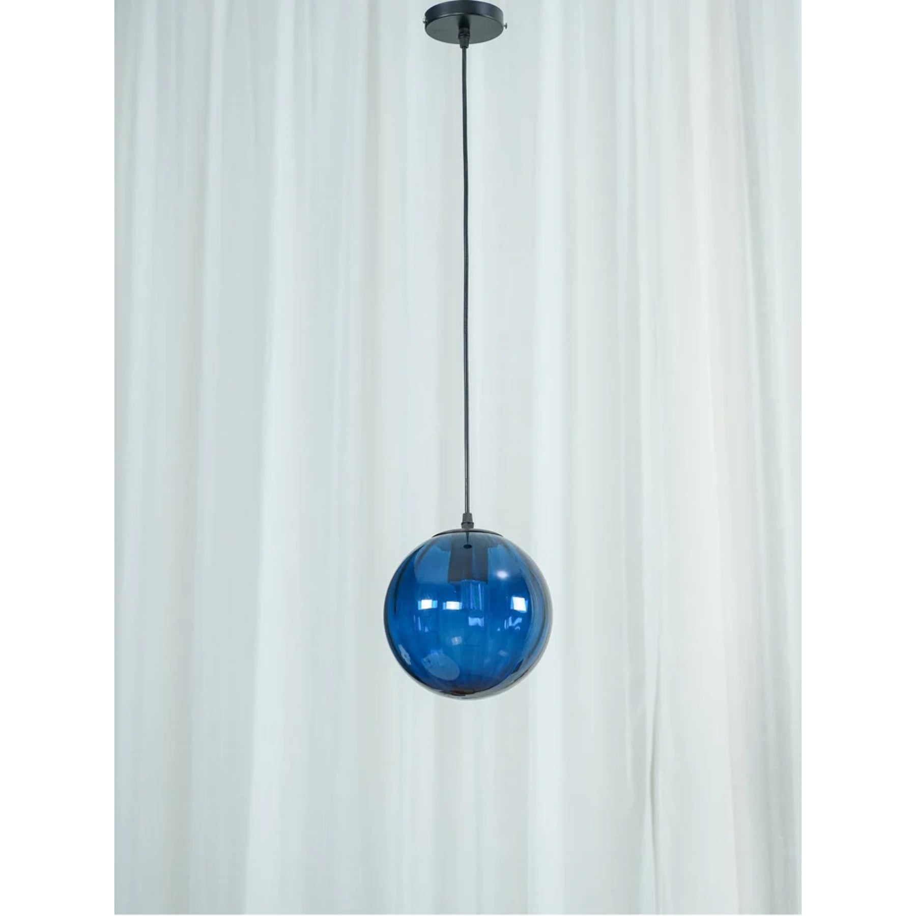 Poala Pendant Light