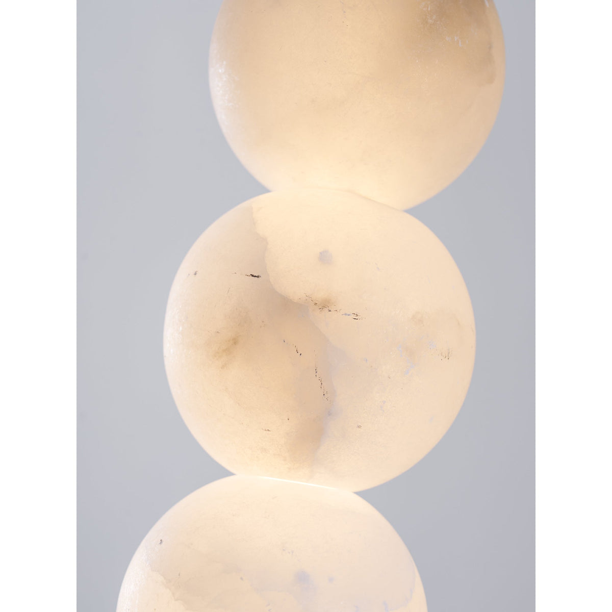 Zorvaan Globe Pendant Light