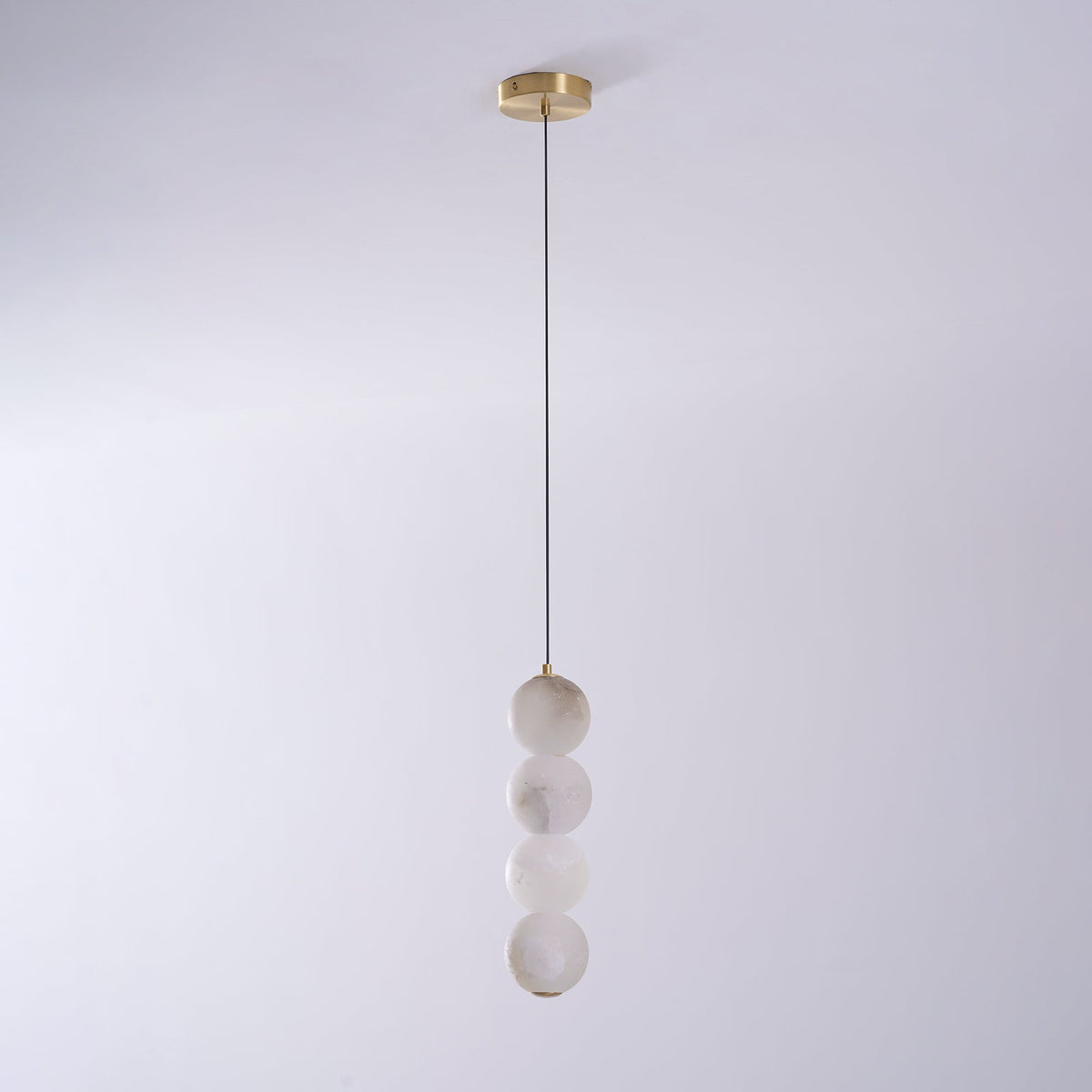 Zorvaan Globe Pendant Light