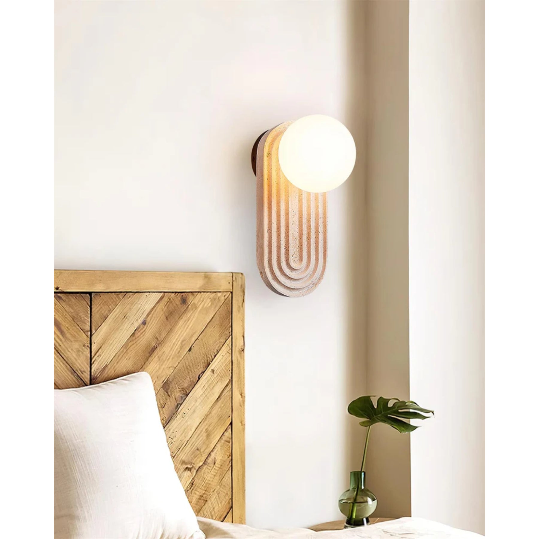 Lanviro Wall Light