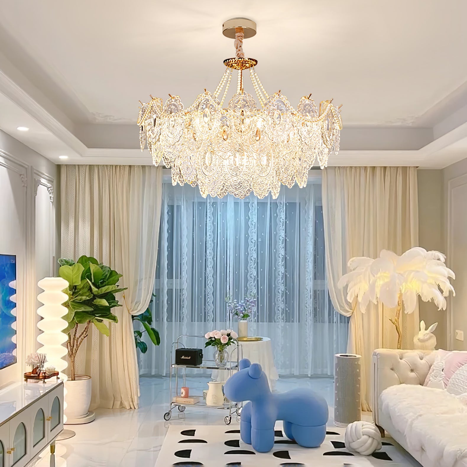 Moveno Chandelier
