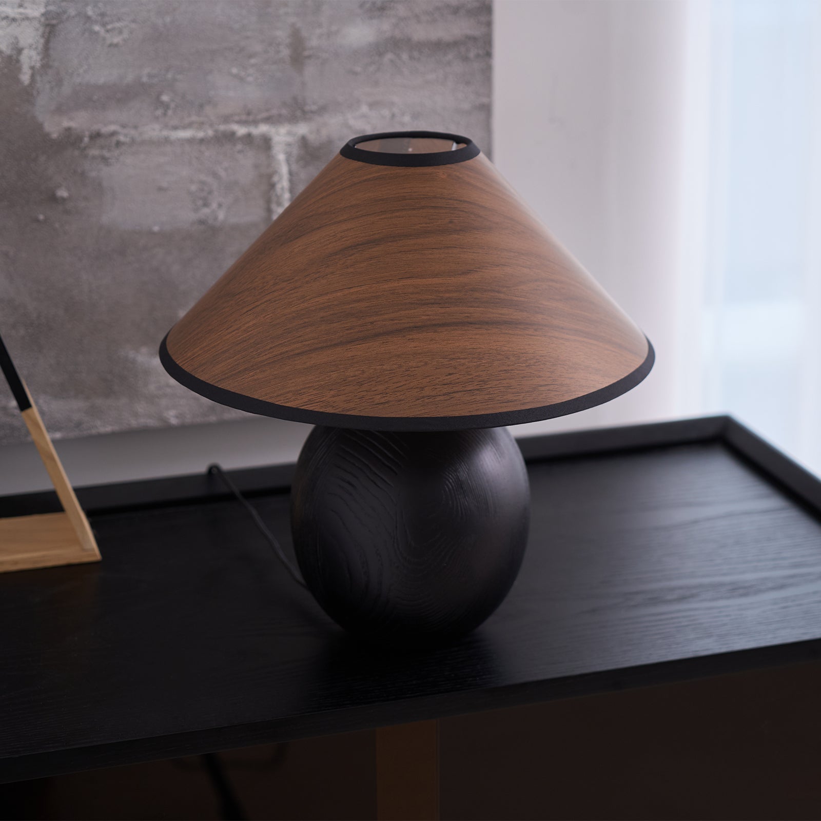 Caverno Table Lamp