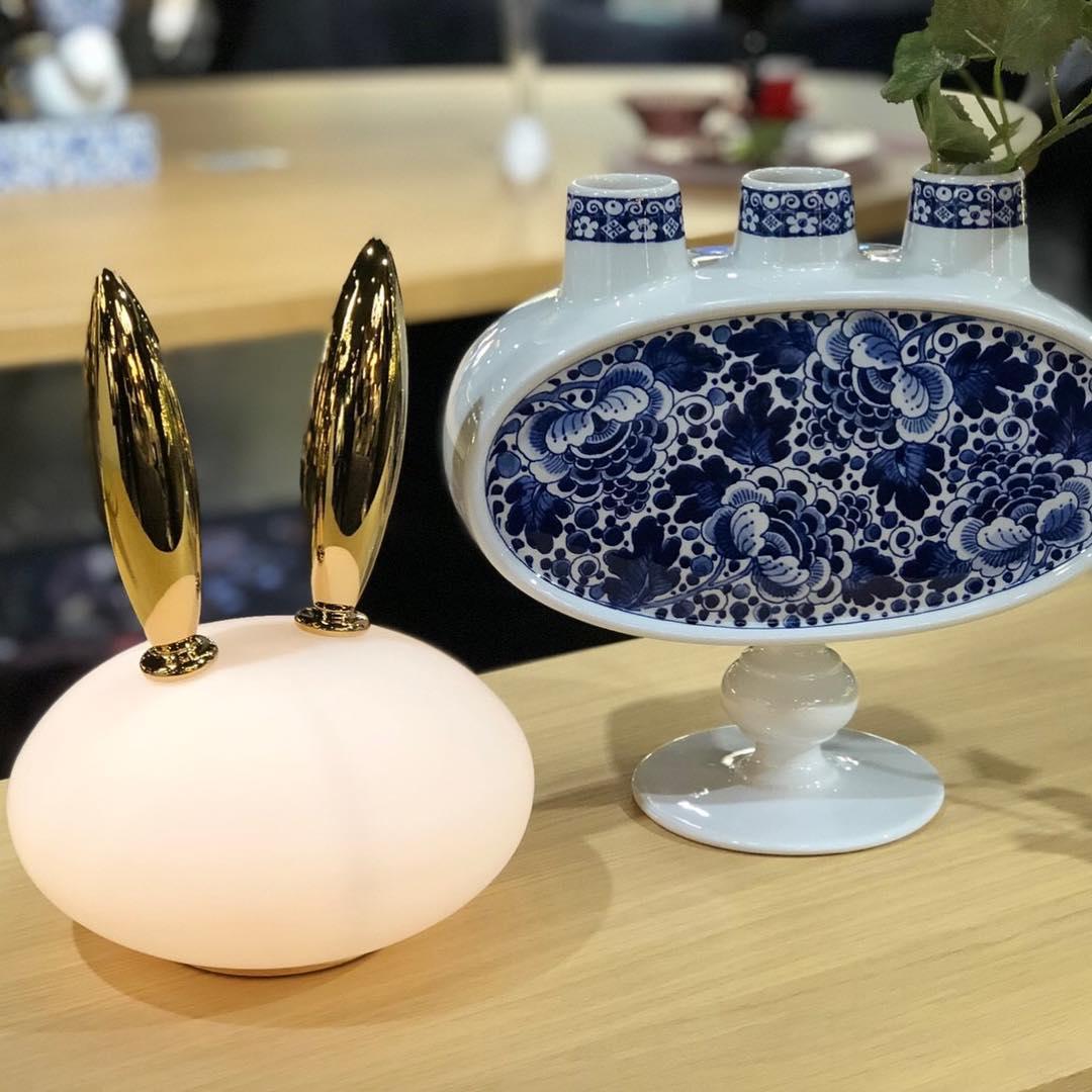 Penguin Design Table Lamp