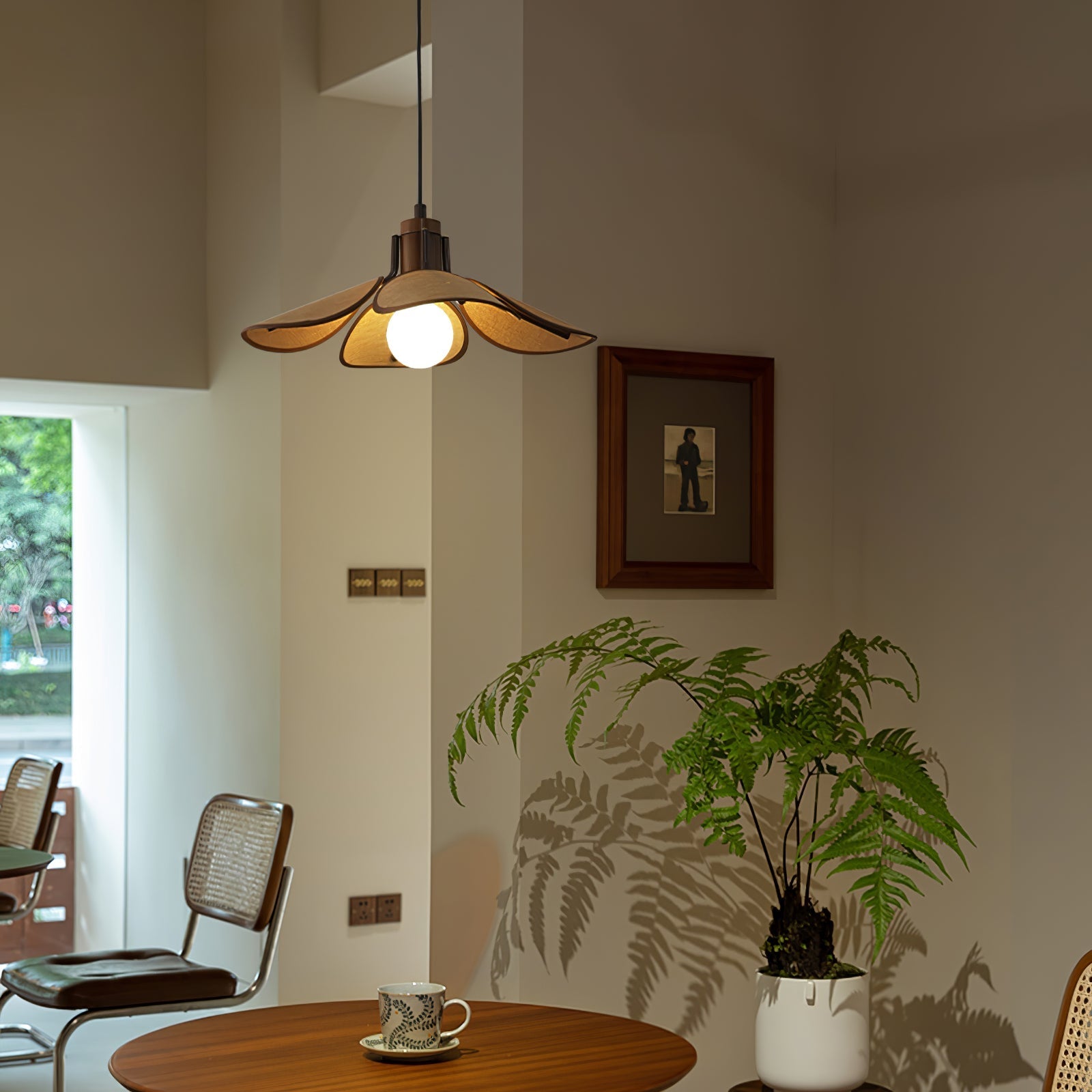 Boloma Flower Pendant Light