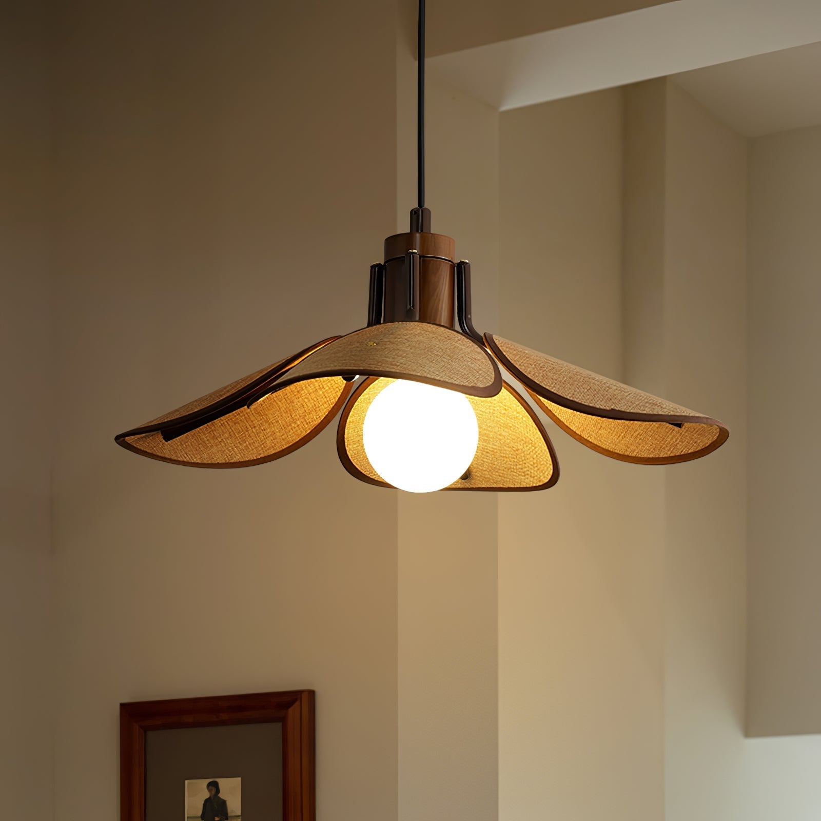 Boloma Flower Pendant Light