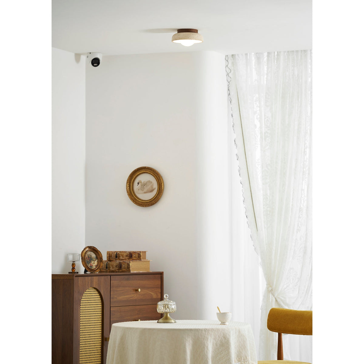 Avenioar Round Ceiling Light