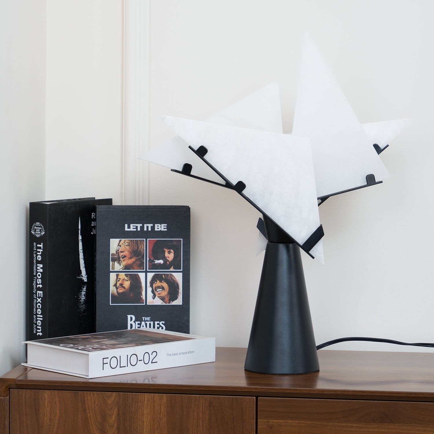 Seko Four Alabaster Blade Table Lamp