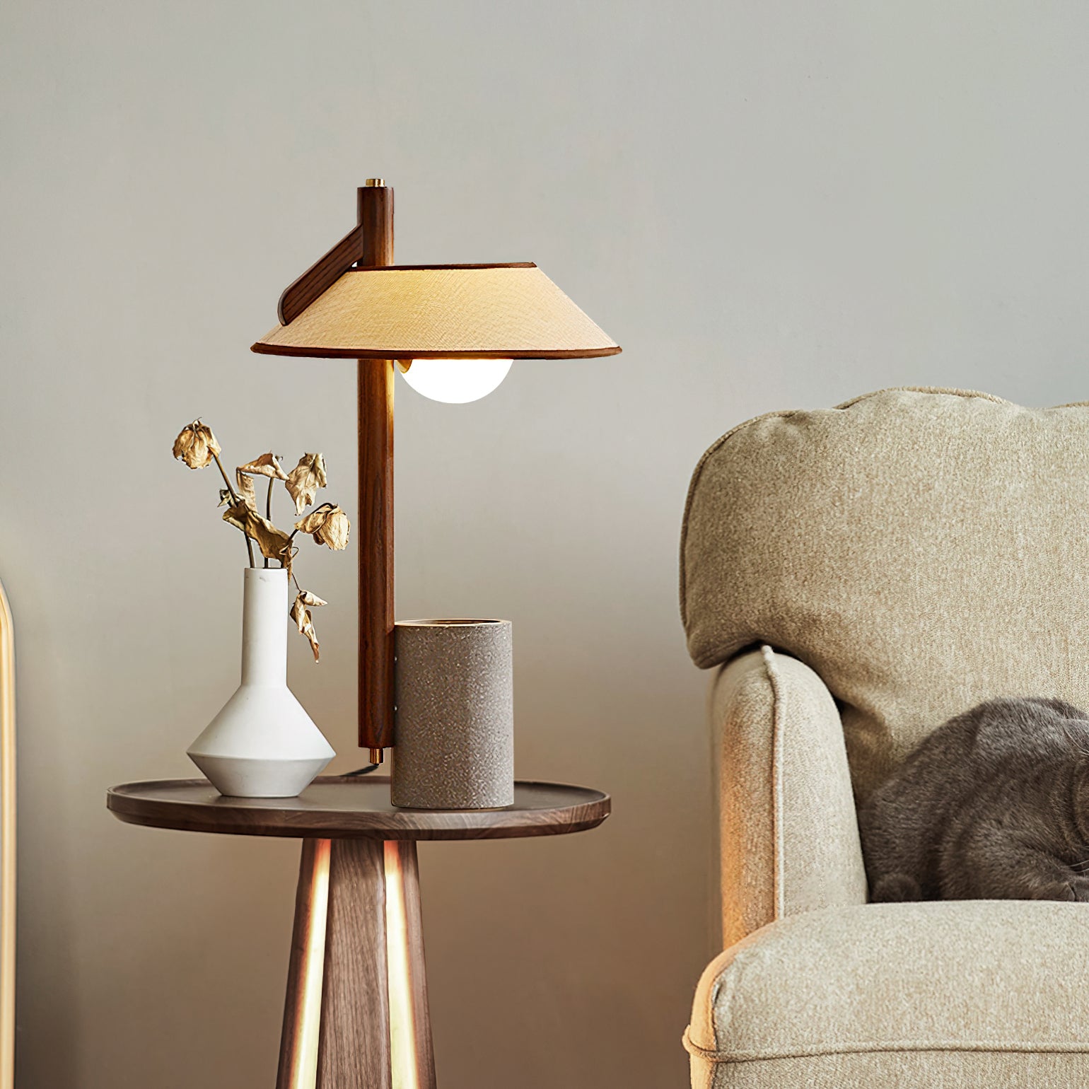 Pinoca Table Lamp