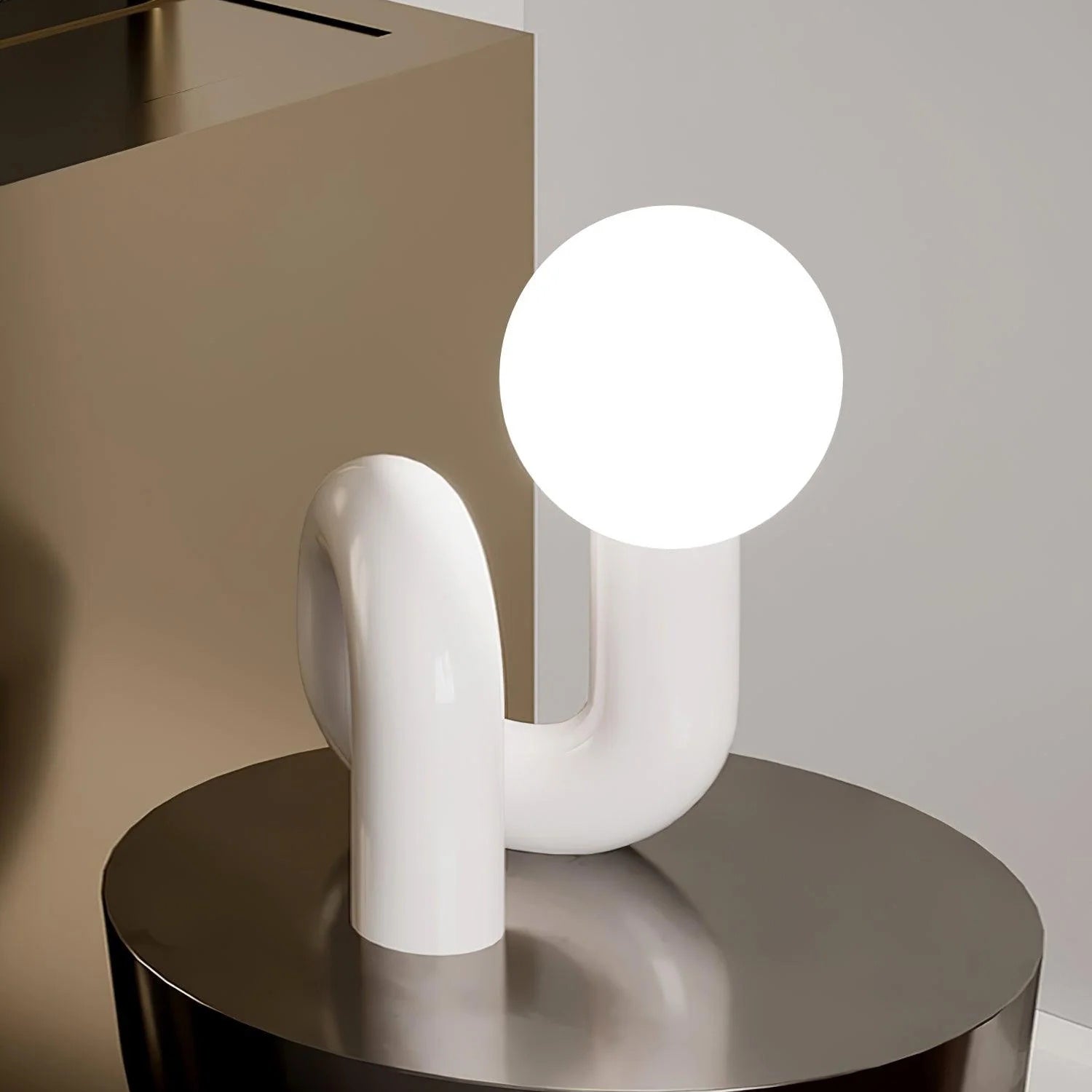 Curlshape Table Lamp