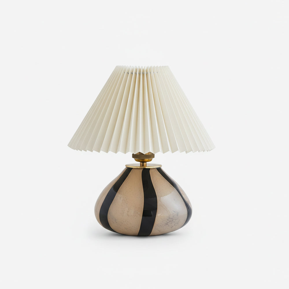 Yarmerei Pleated Table Lamp