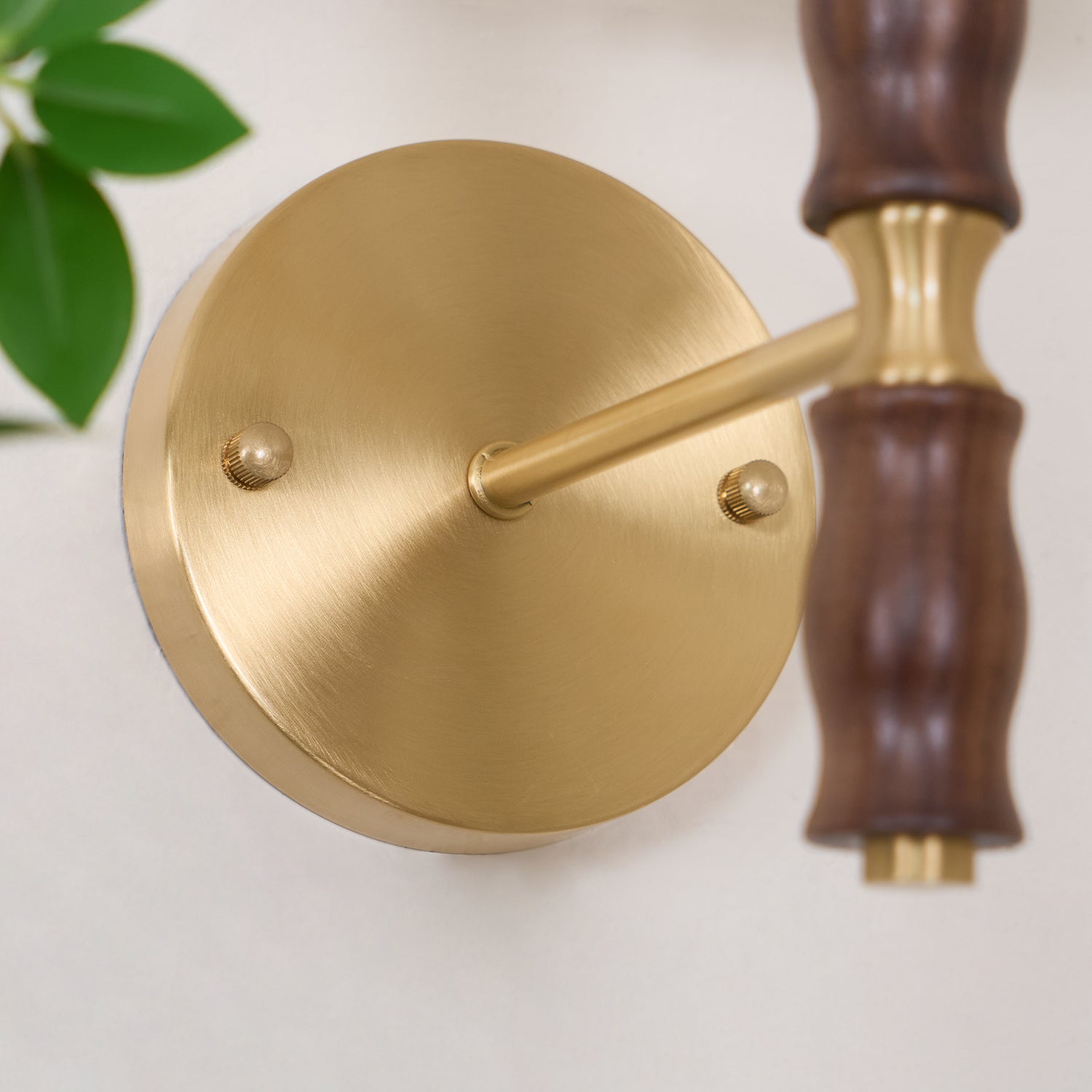 Tuzzon Wall Light