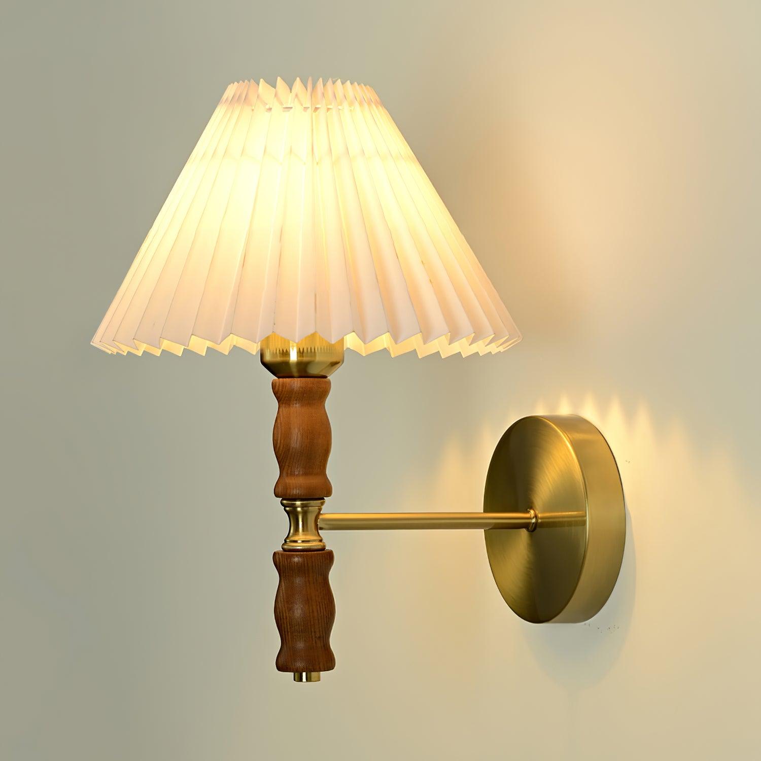 Tuzzon Wall Light