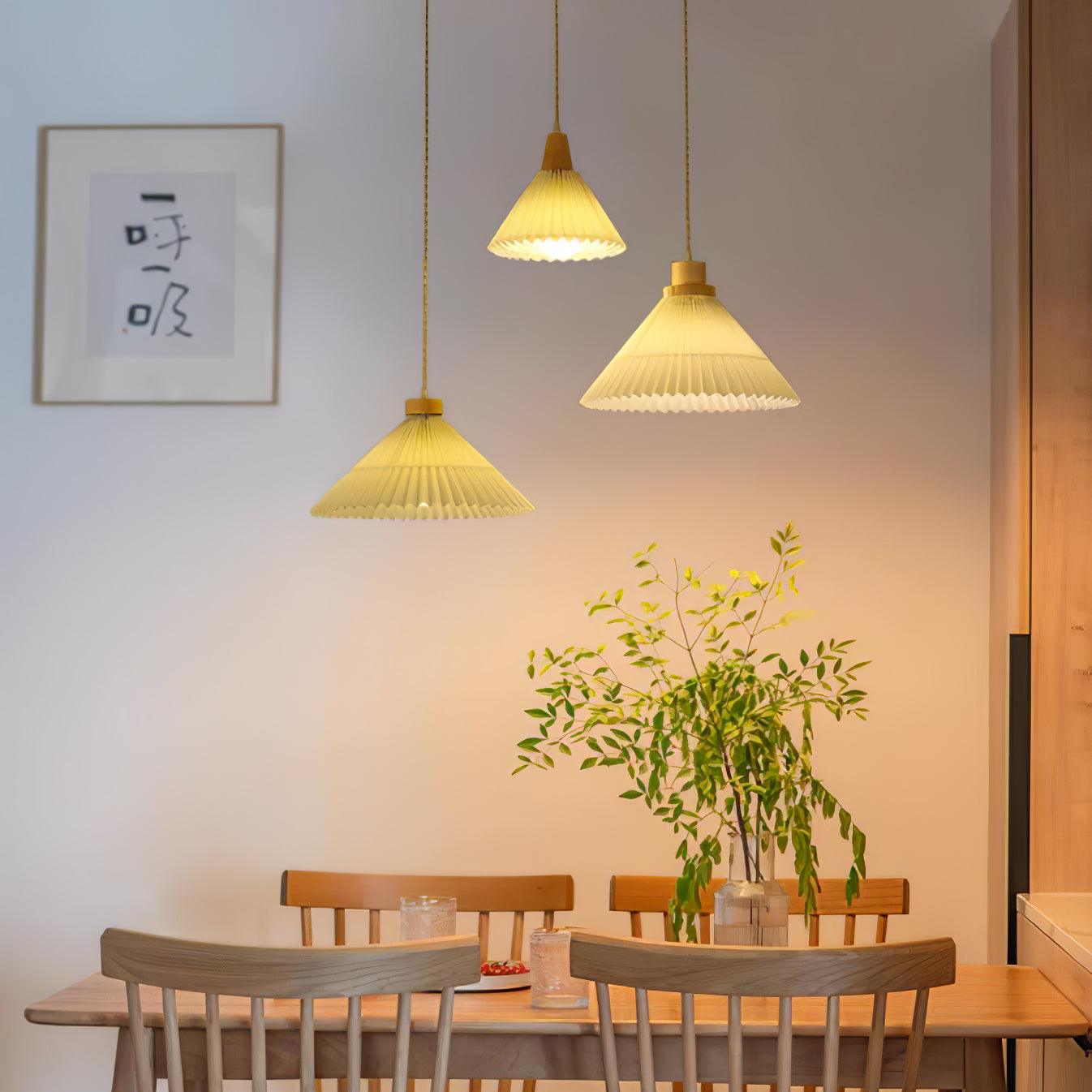 Pelowa Pendant Light