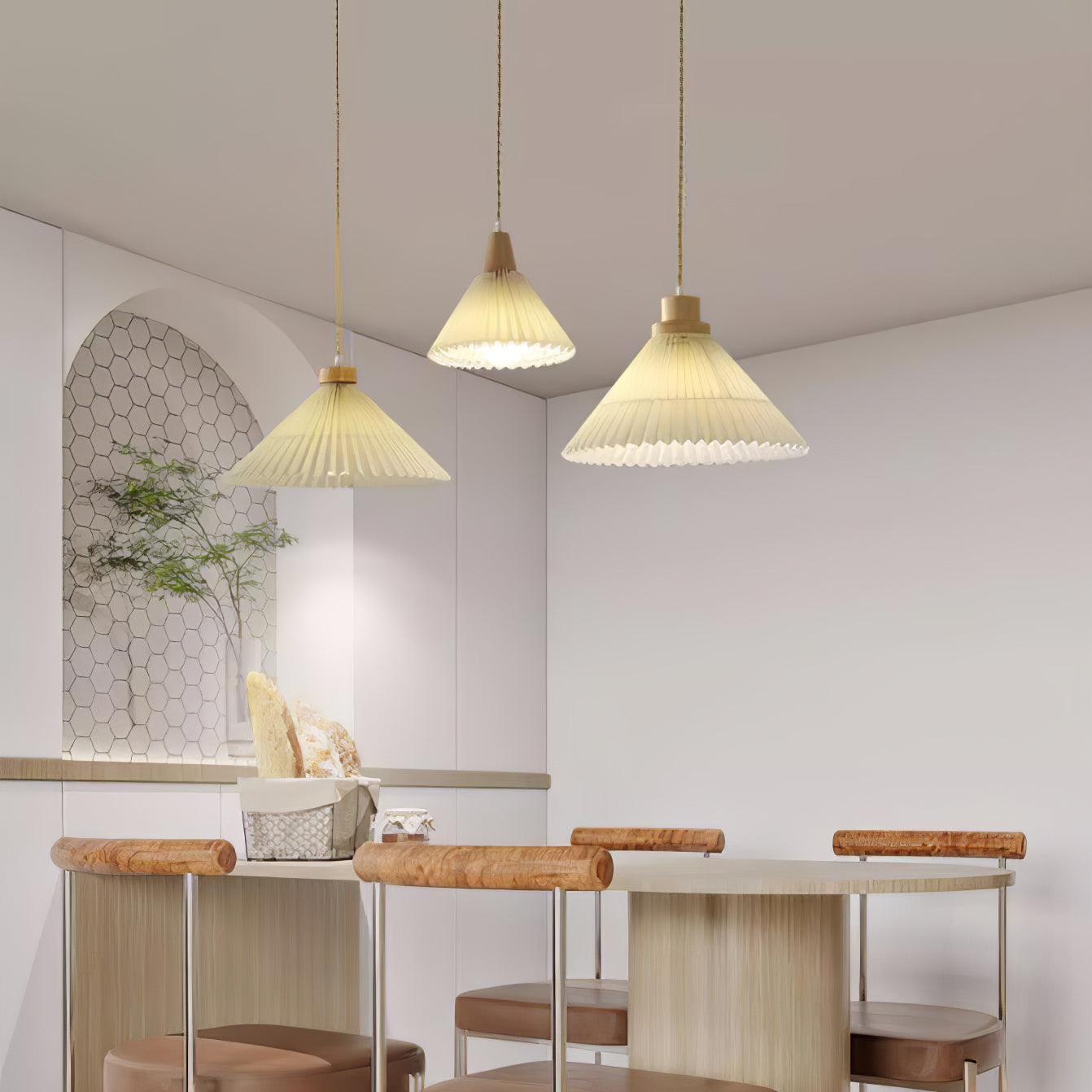 Pelowa Pendant Light