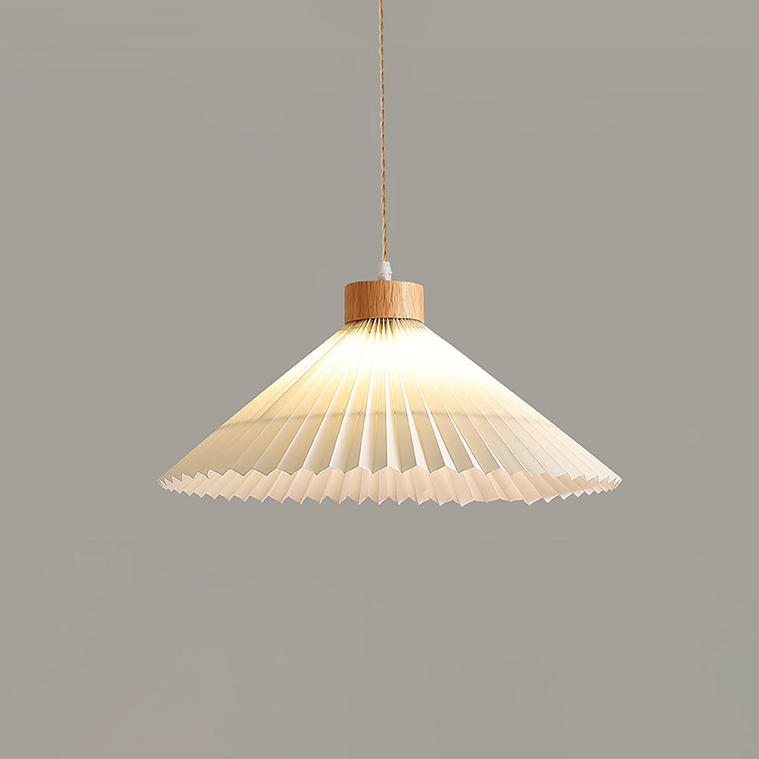 Pelowa Pendant Light