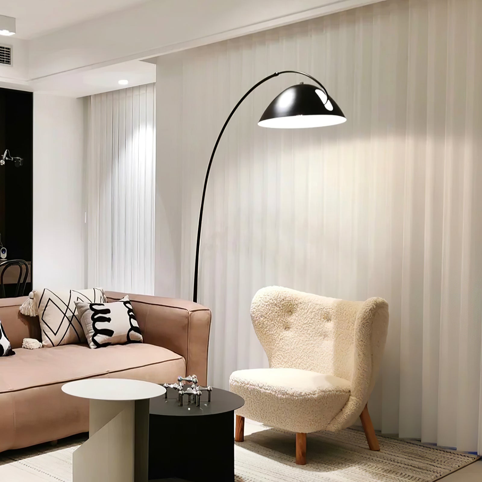 Versaec Floor Lamp