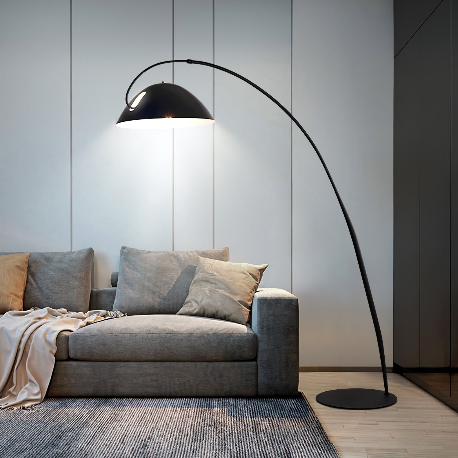 Versaec Floor Lamp
