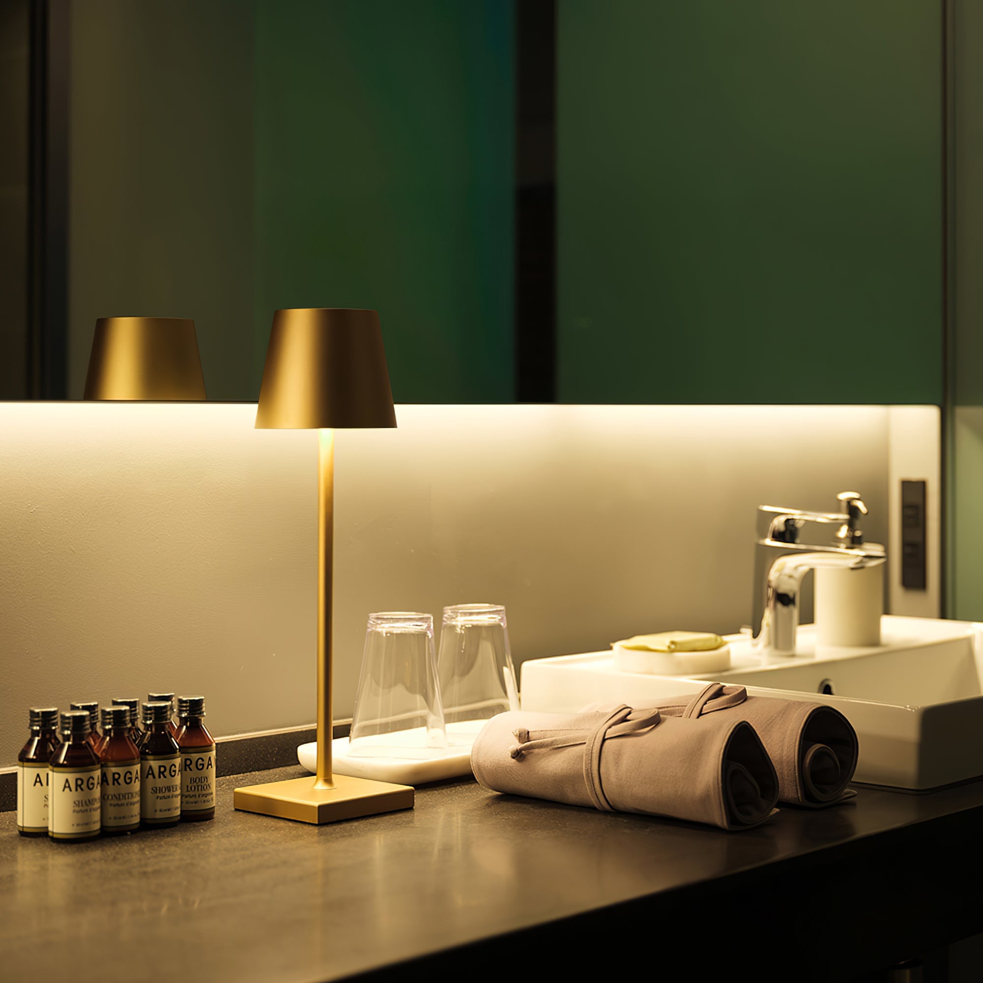 Kyner Table Lamp