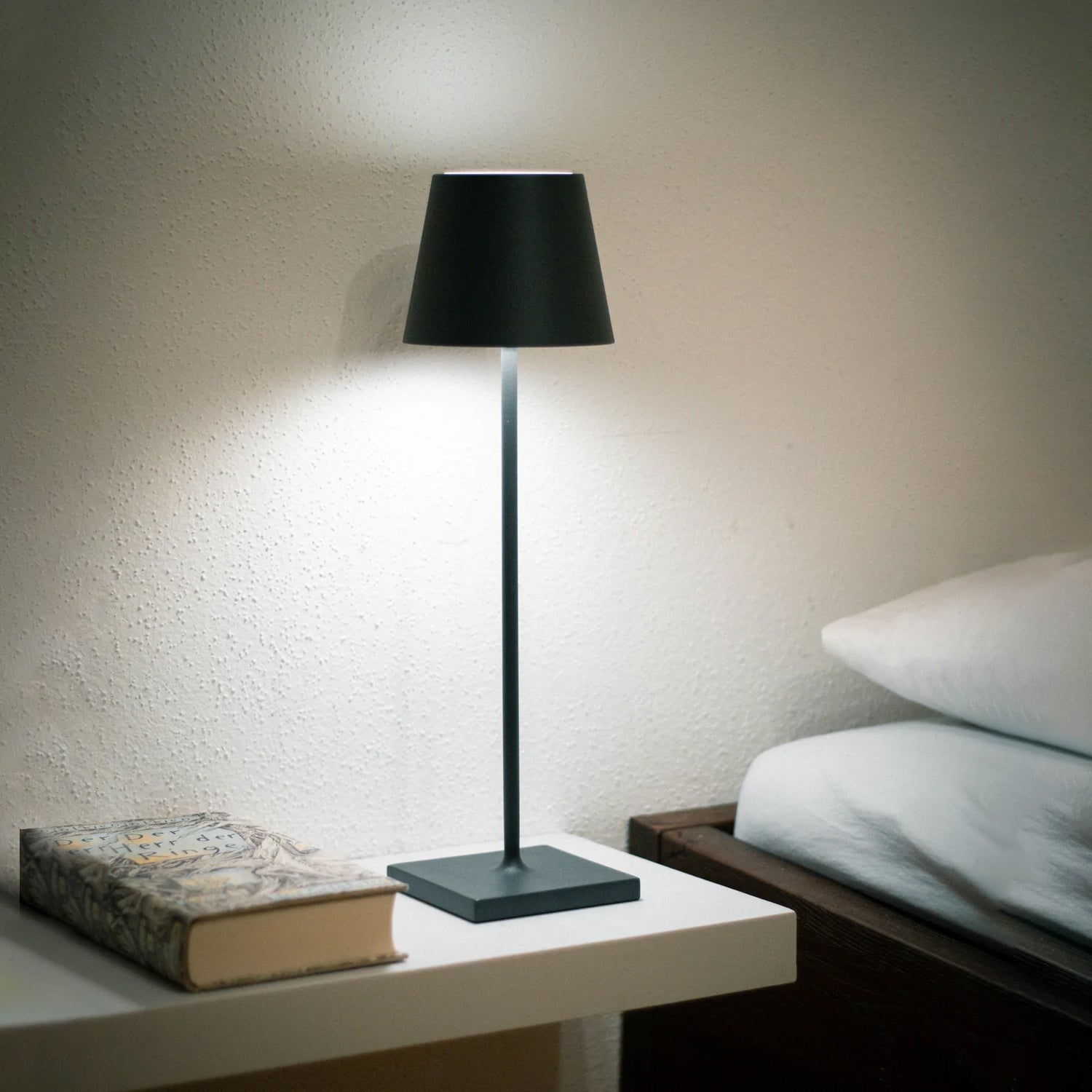 Kyner Table Lamp