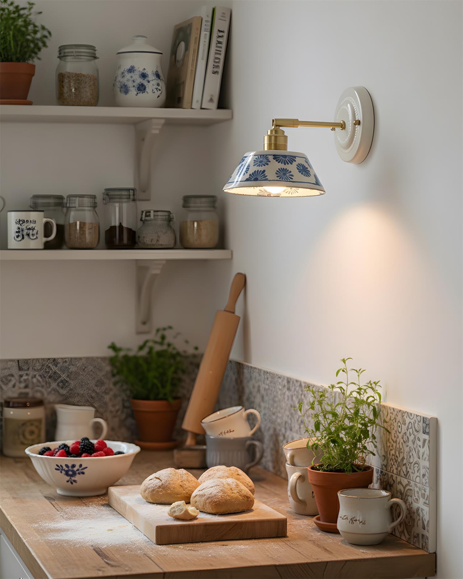 Kaivel Wall Light