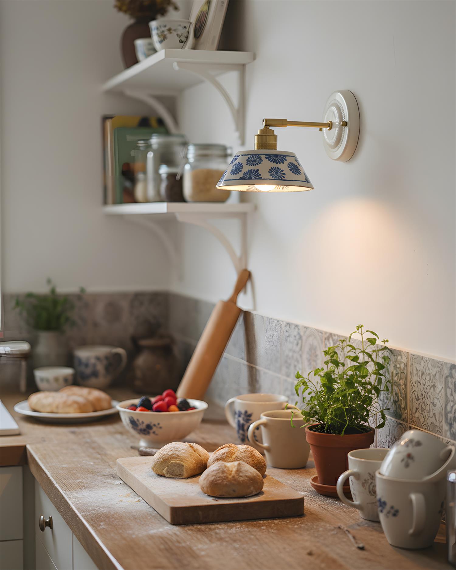 Kaivel Wall Light