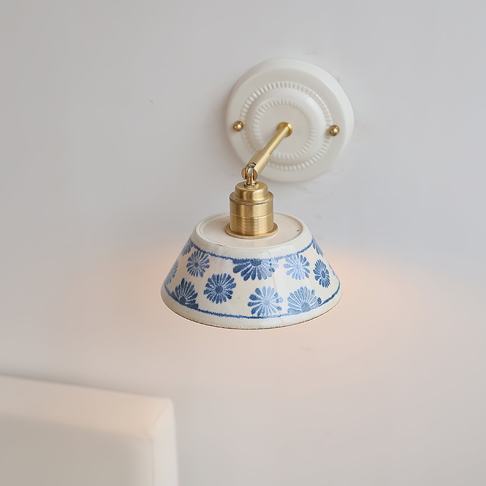Kaivel Wall Light