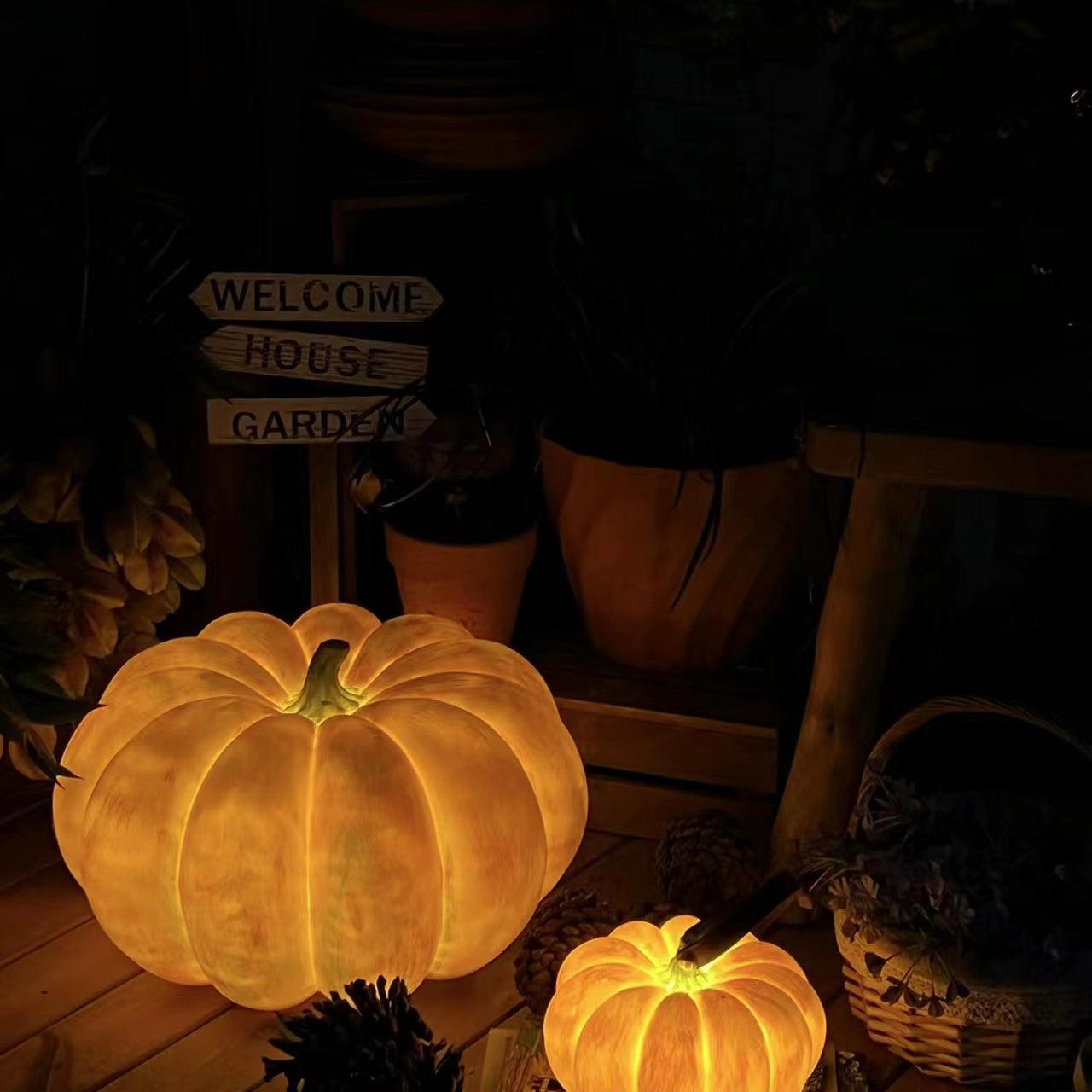 Pompus Pumpkin Portable Table Lamp