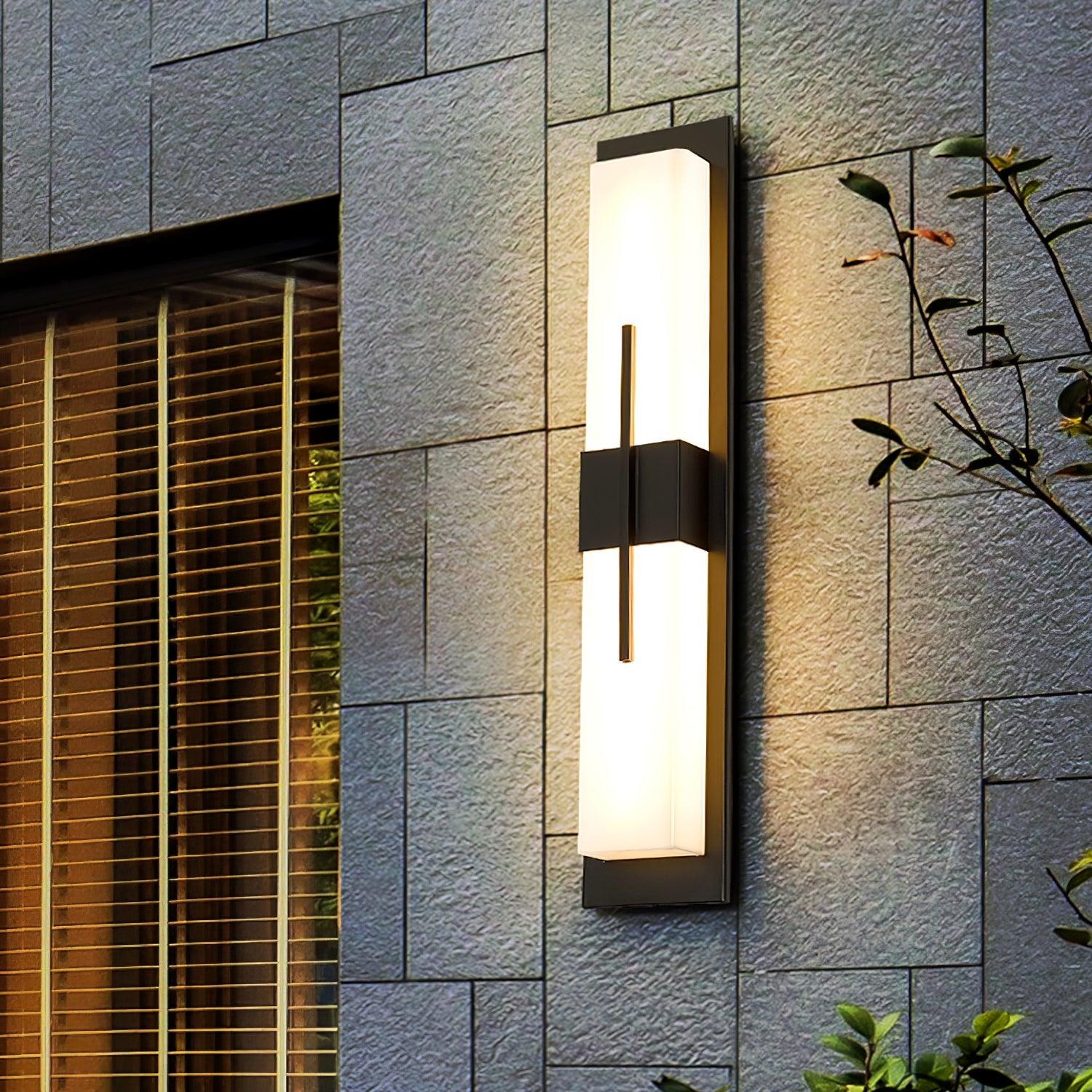 Kolzer Outdoor Wall Light