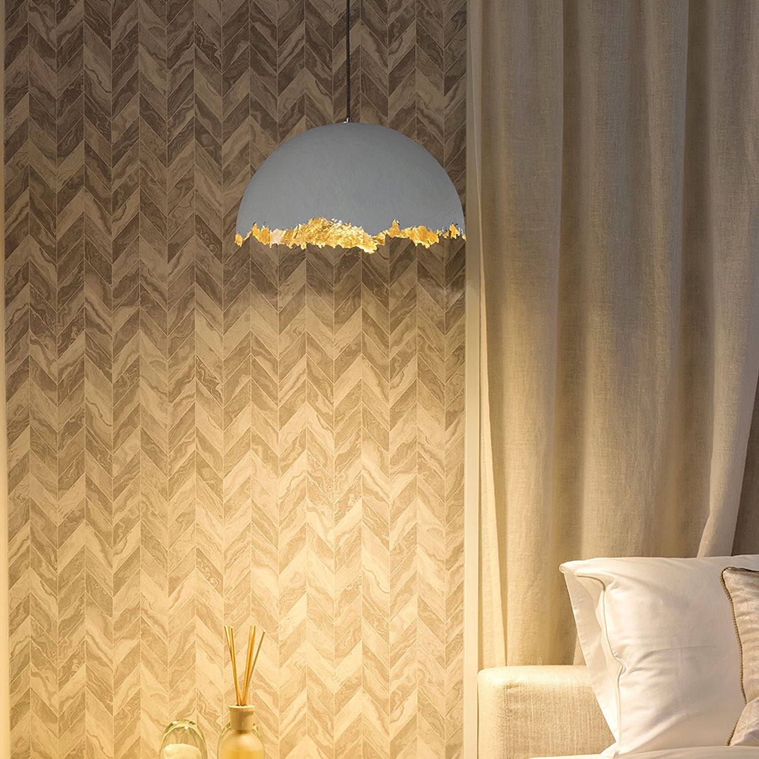 Koremsi Pendant Light