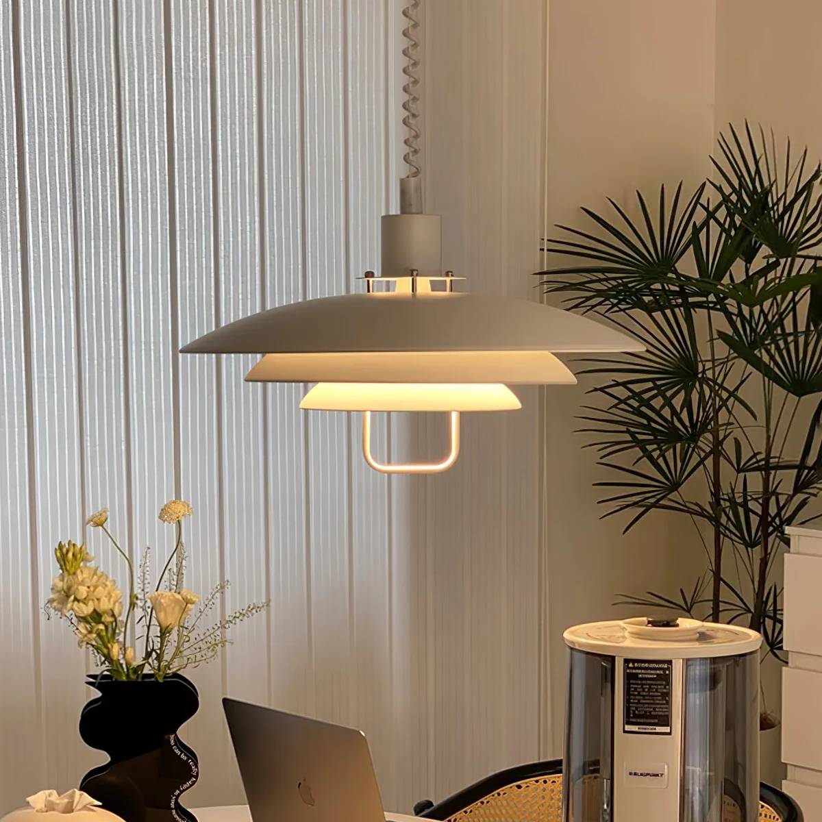 Poulives Pendant Light