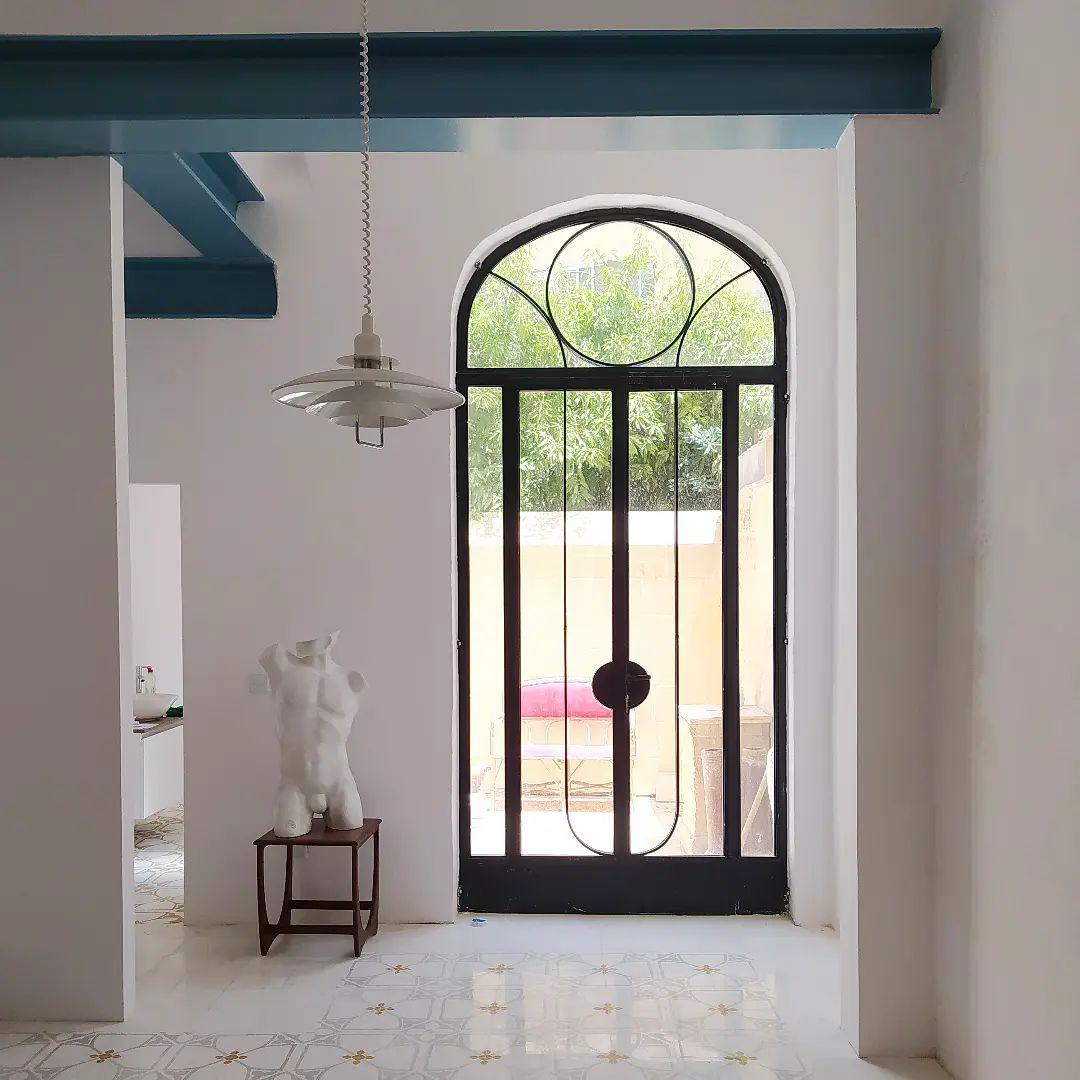 Poulives Pendant Light