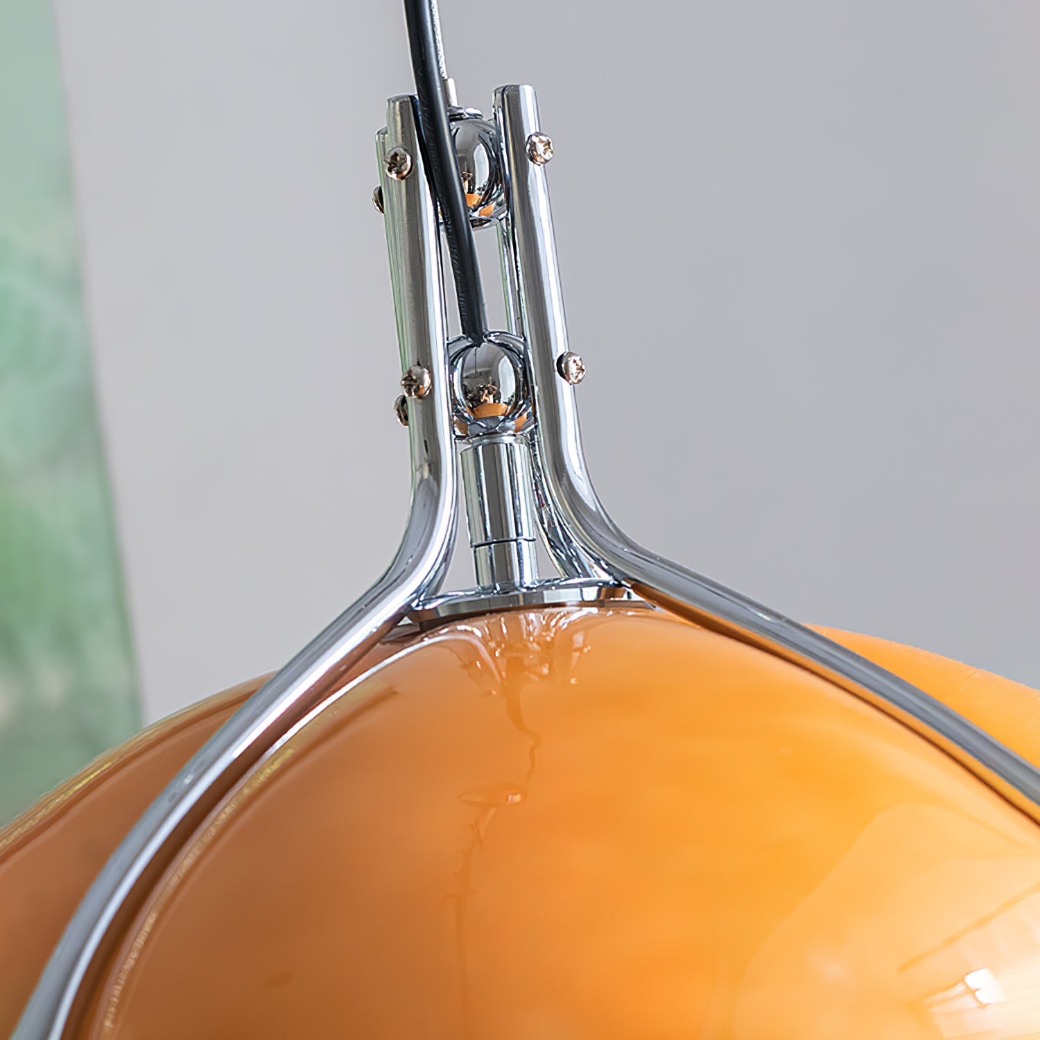 Quanolys Pendant Light