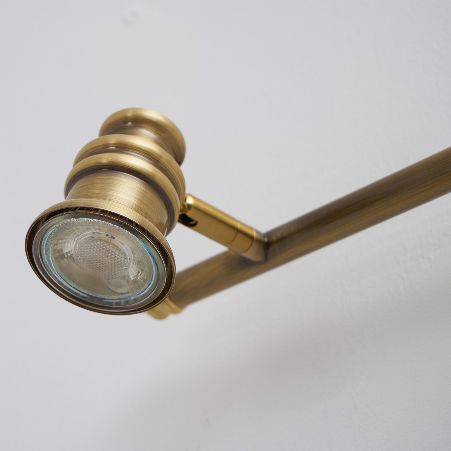 Zewell Linear Wall Light