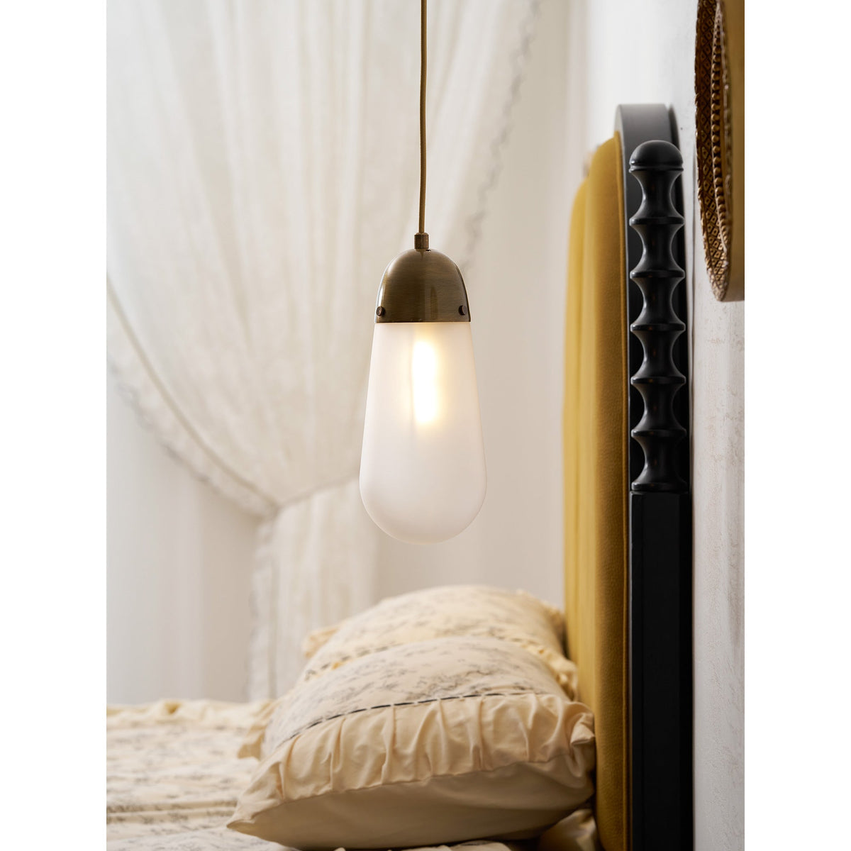 Ariwyn Teardrop Pendant Light