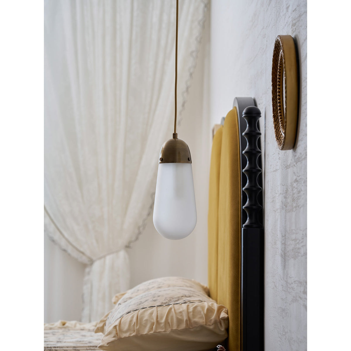Ariwyn Teardrop Pendant Light