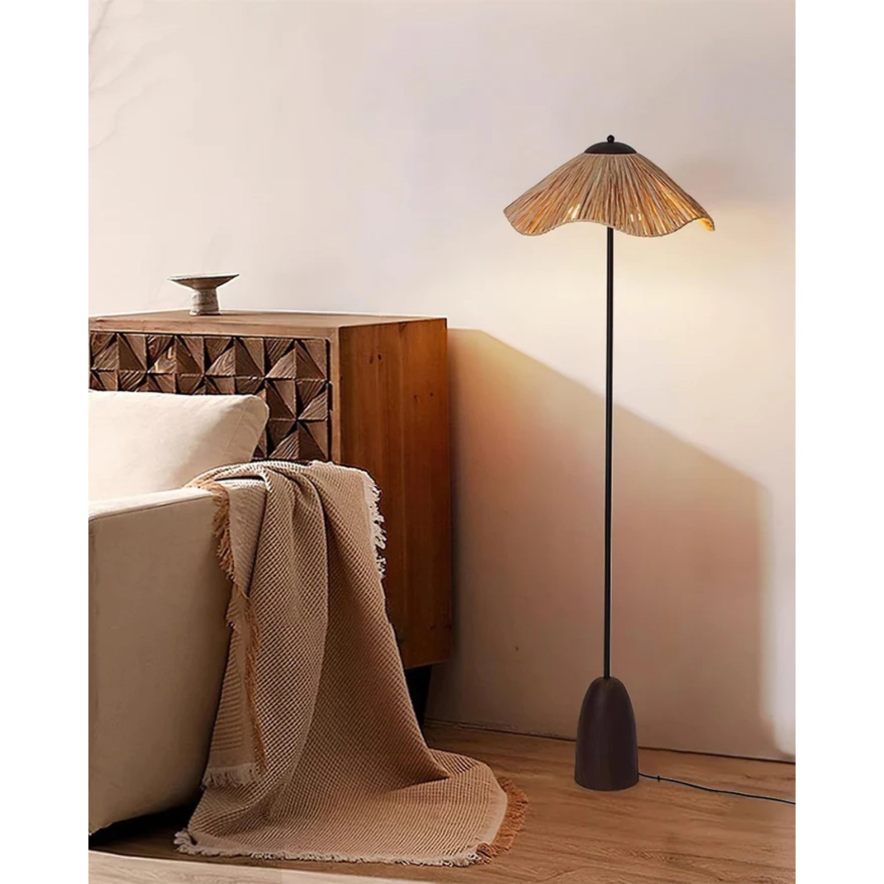Zorquen Floor Lamp