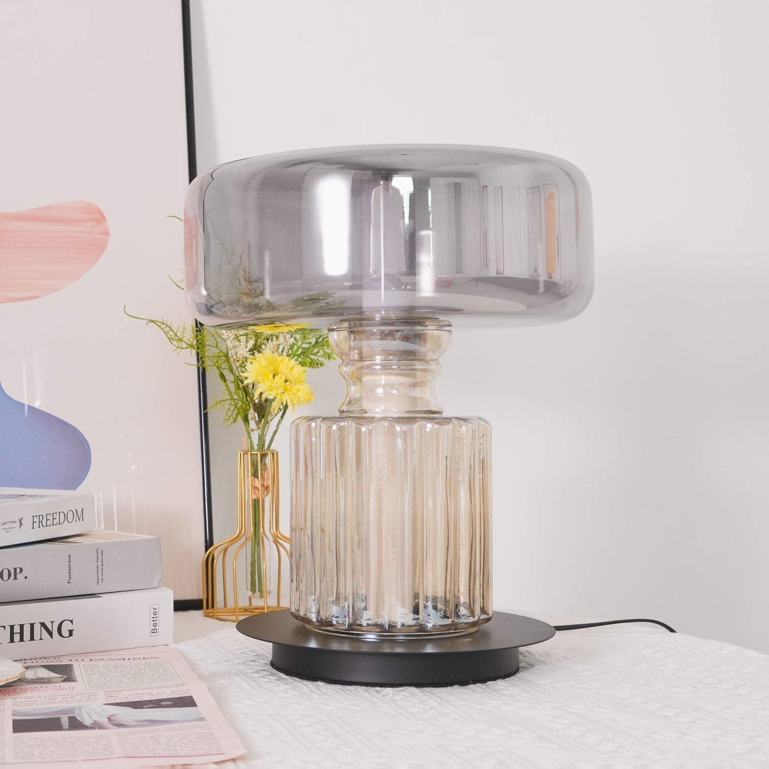 Repanuzi Table Lamp