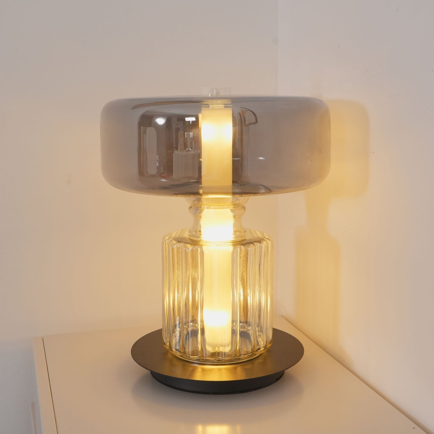 Repanuzi Table Lamp