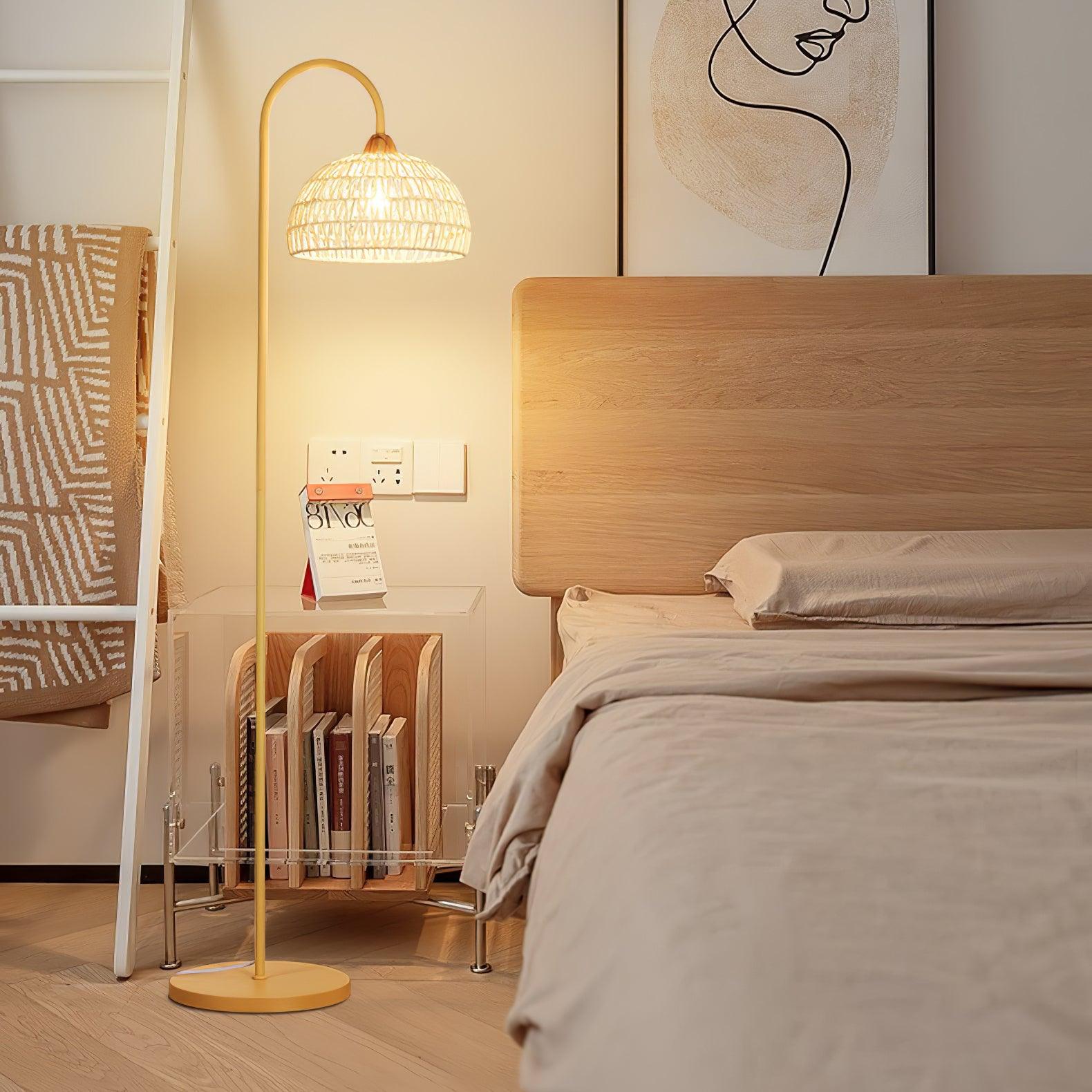 Clovor Floor Lamp