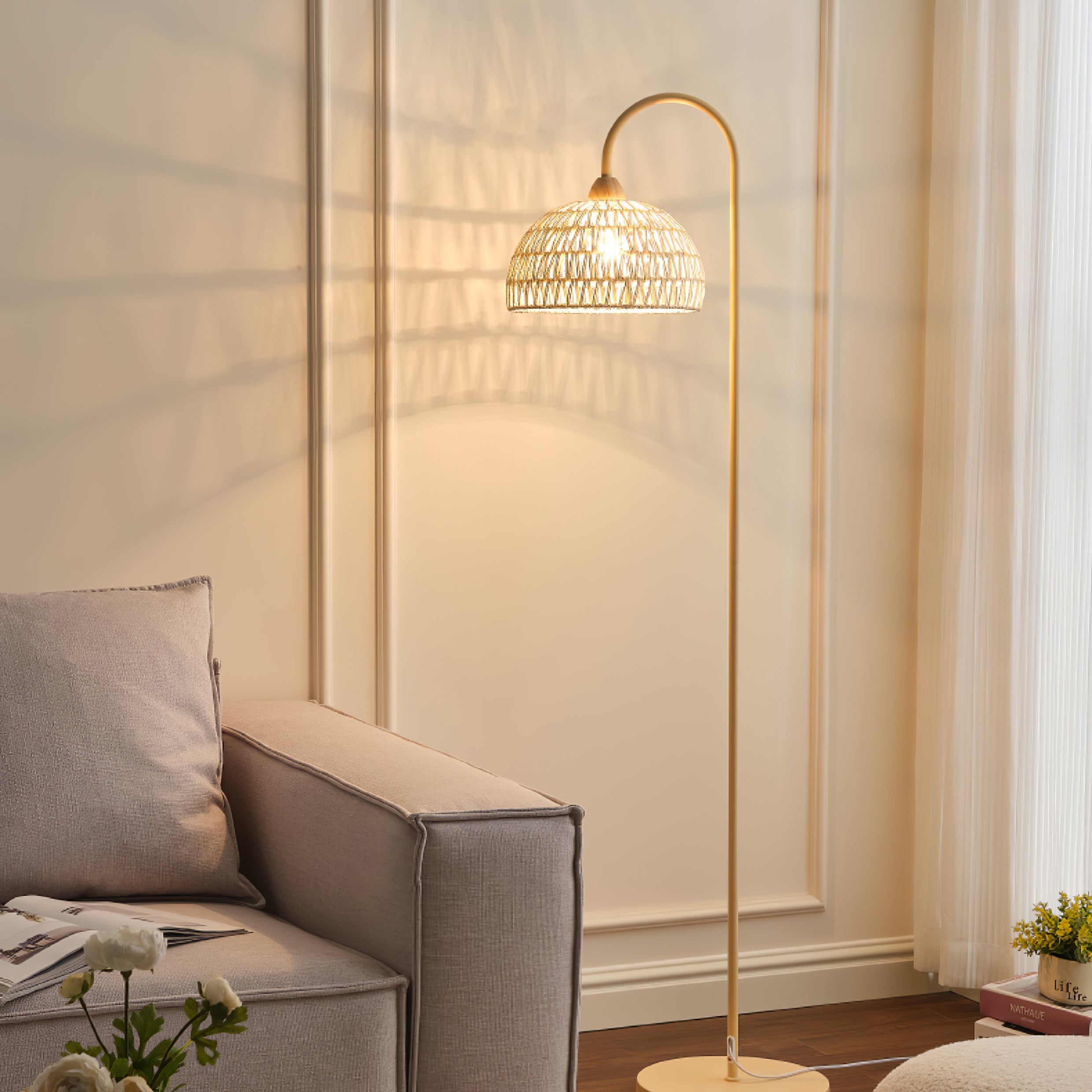Clovor Floor Lamp