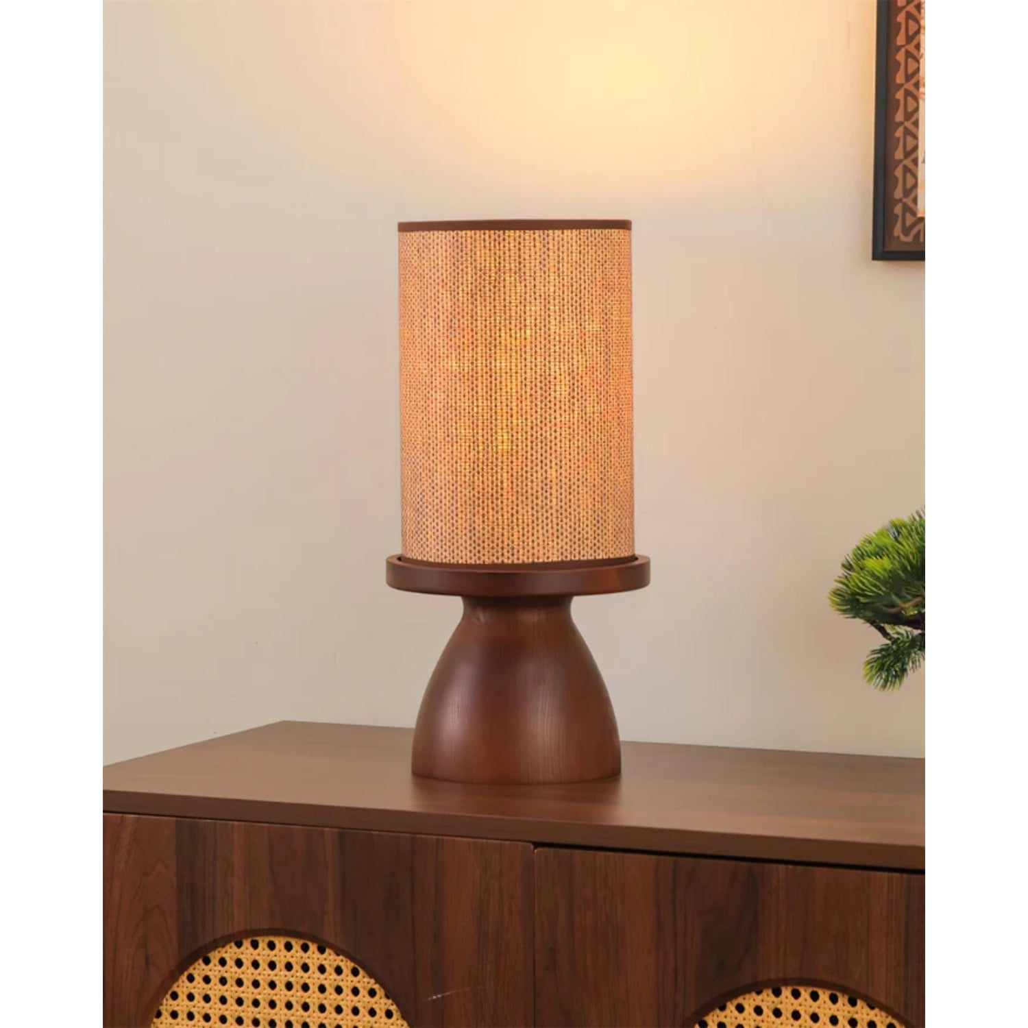 Rovasna Table Lamp