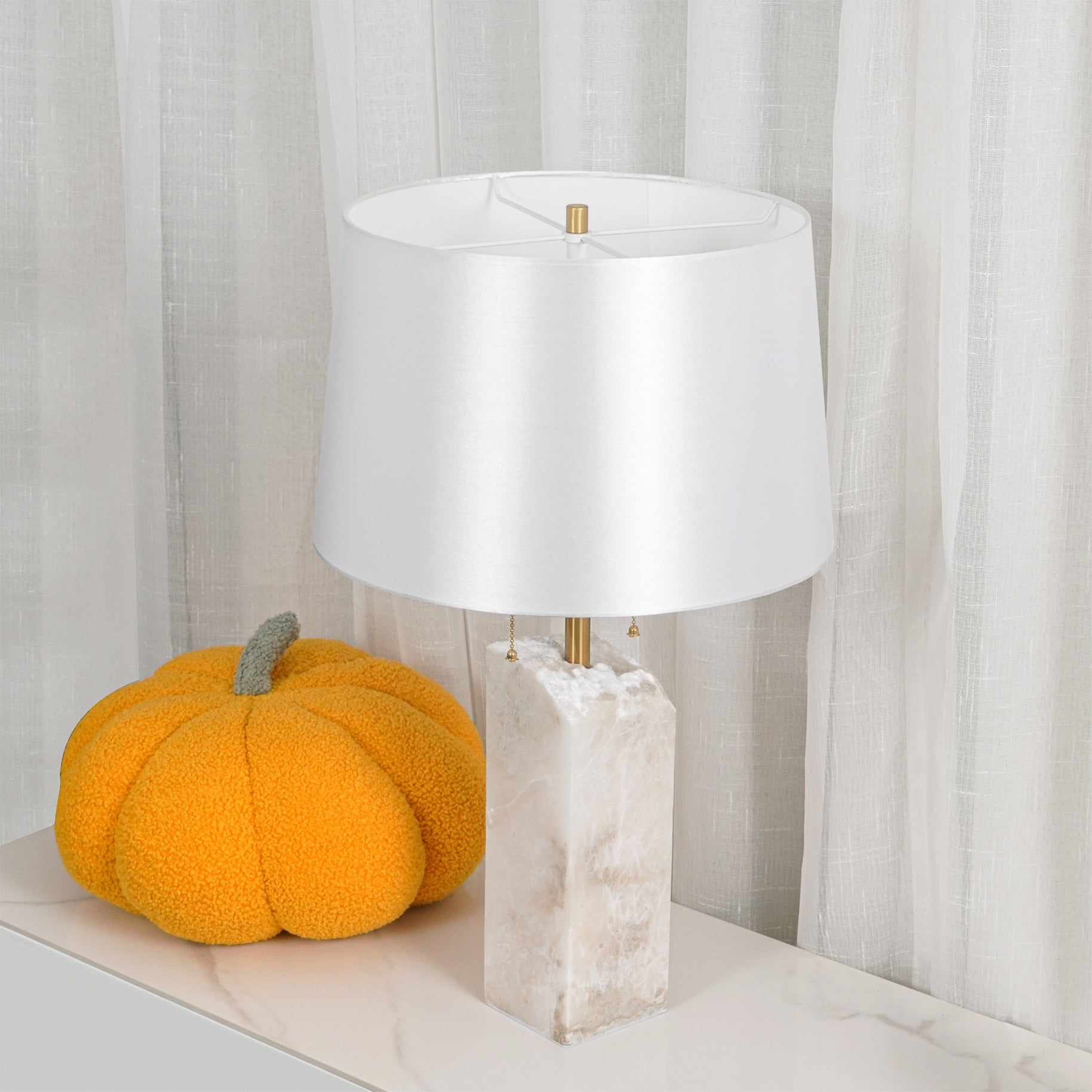 Ravvezo Alabaster Table Lamp