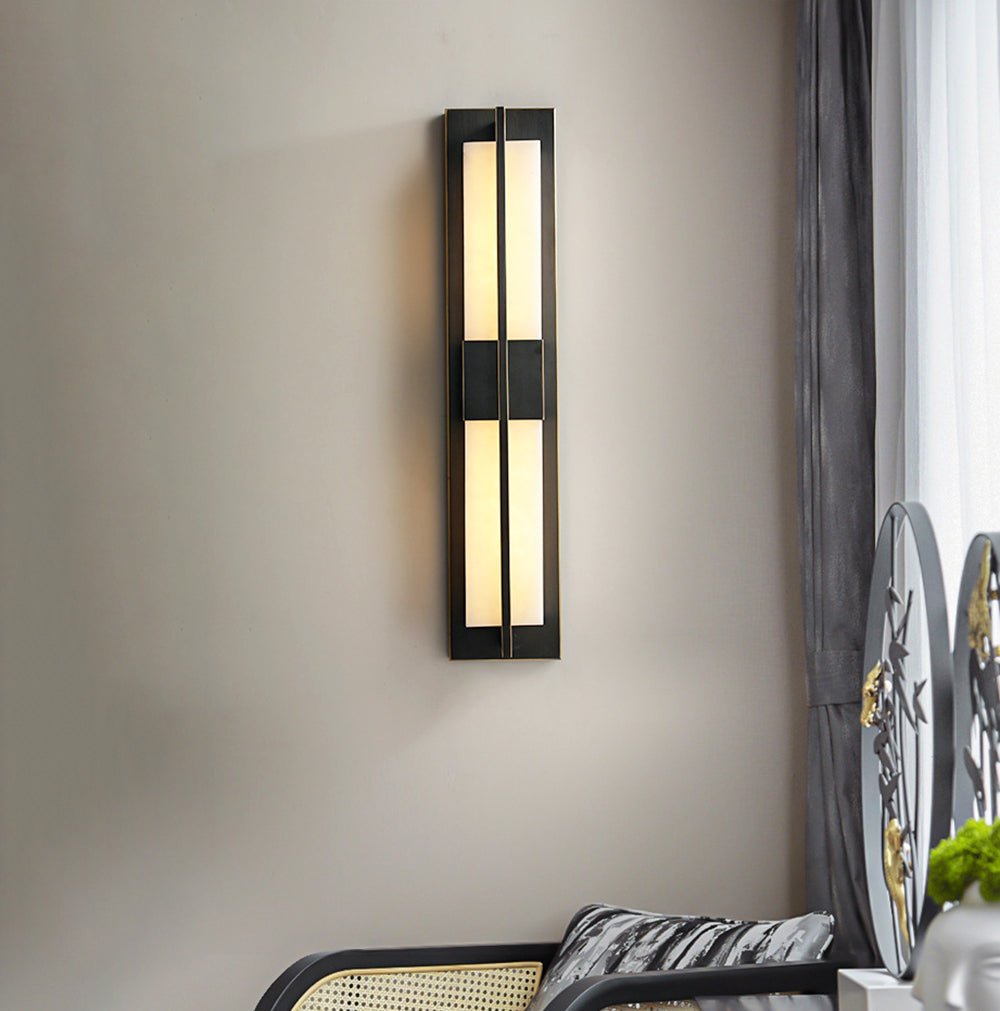 Elboquin Wall Light