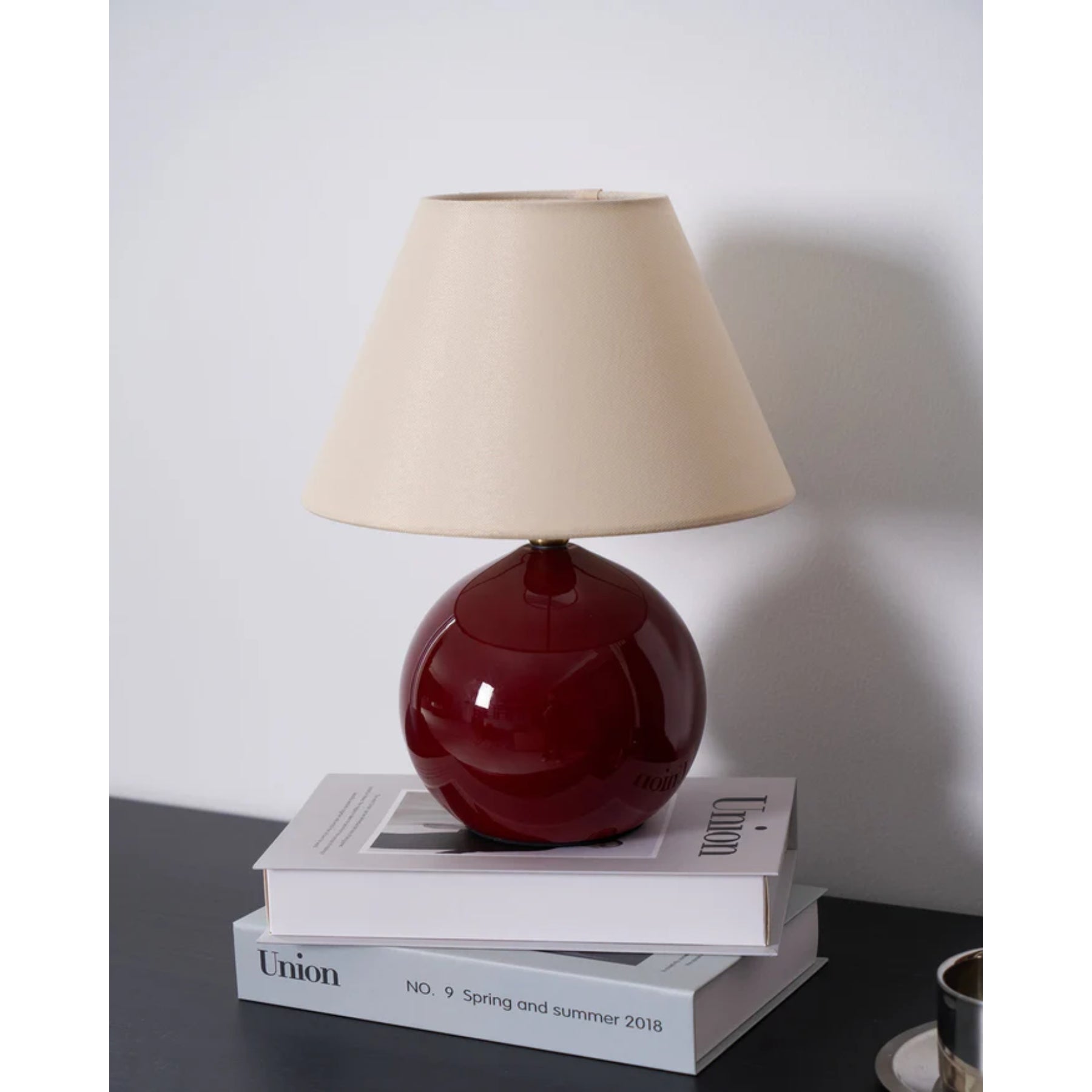 Qivana Table Lamp