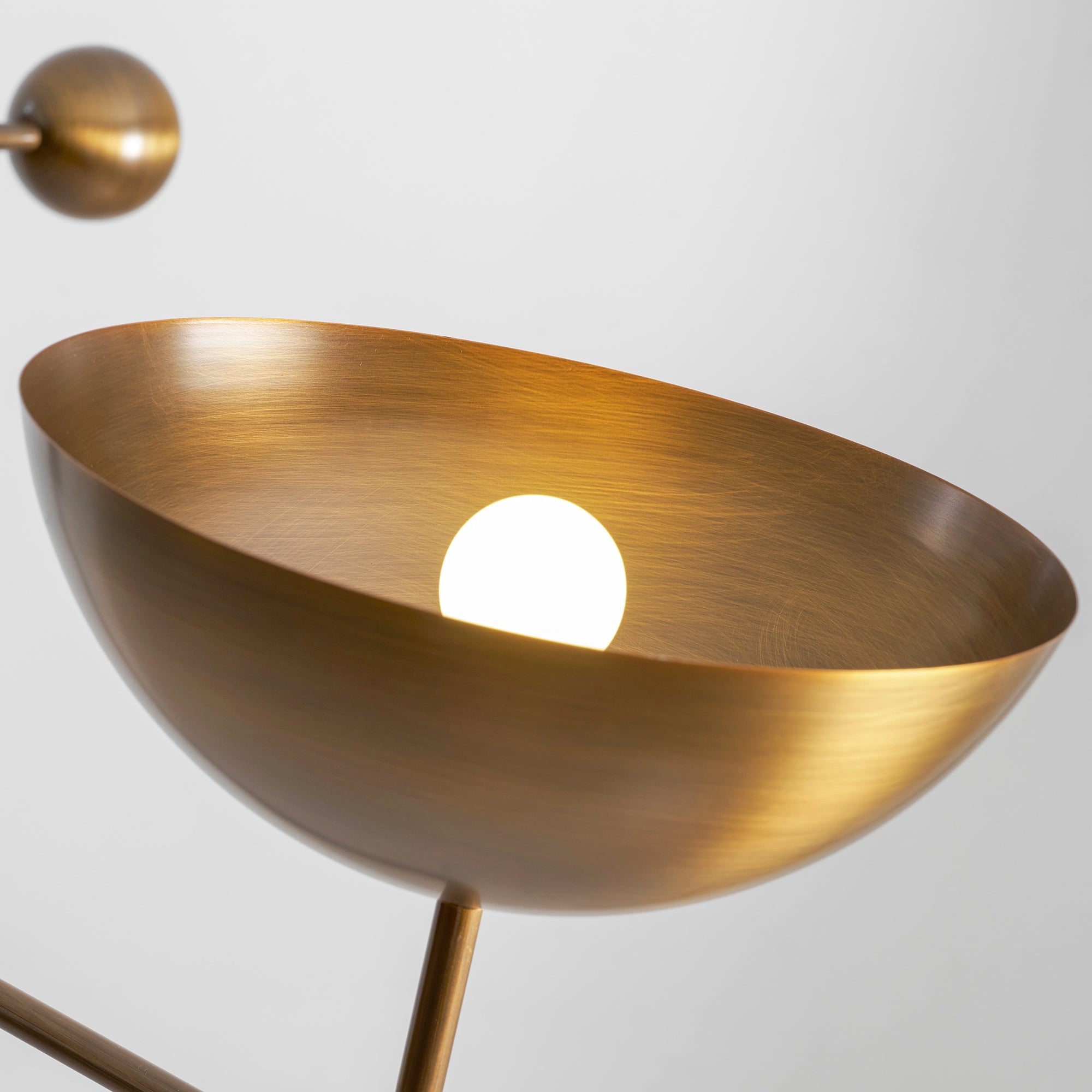 Kadenio Chandelier