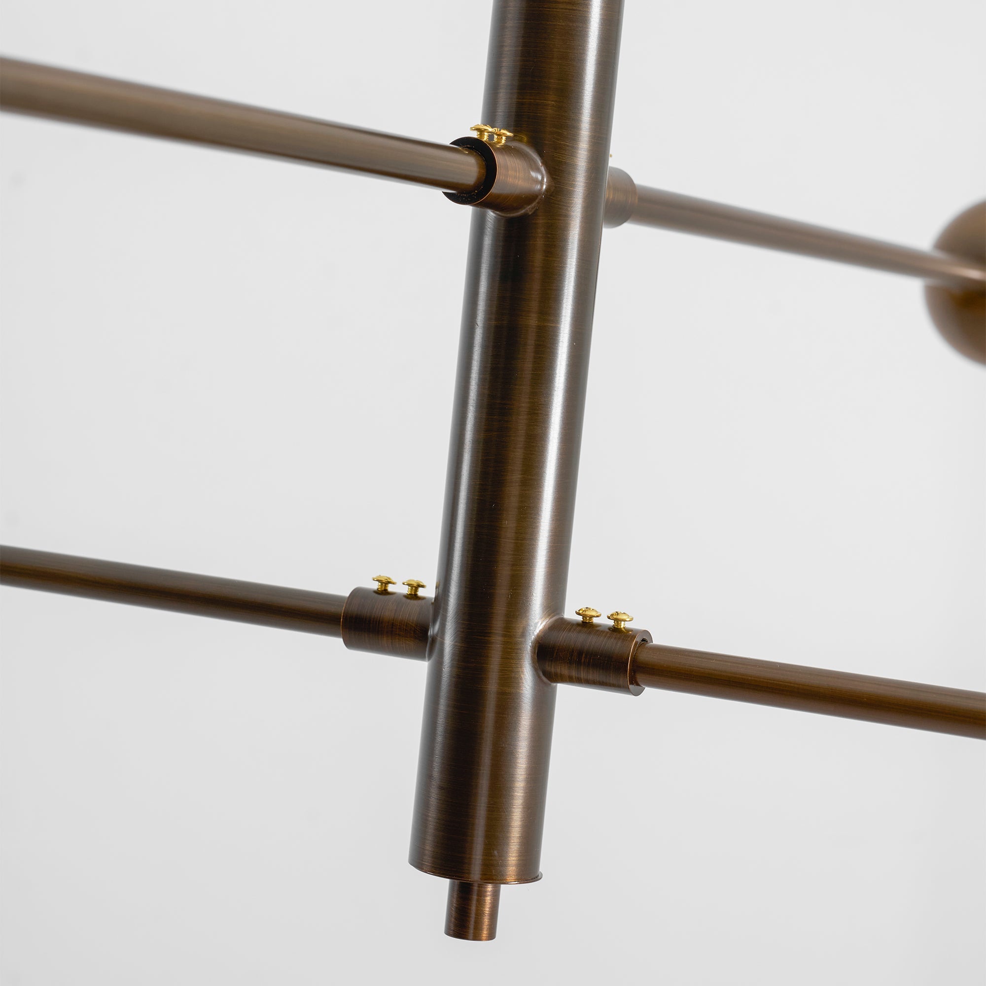 Kadenio Chandelier